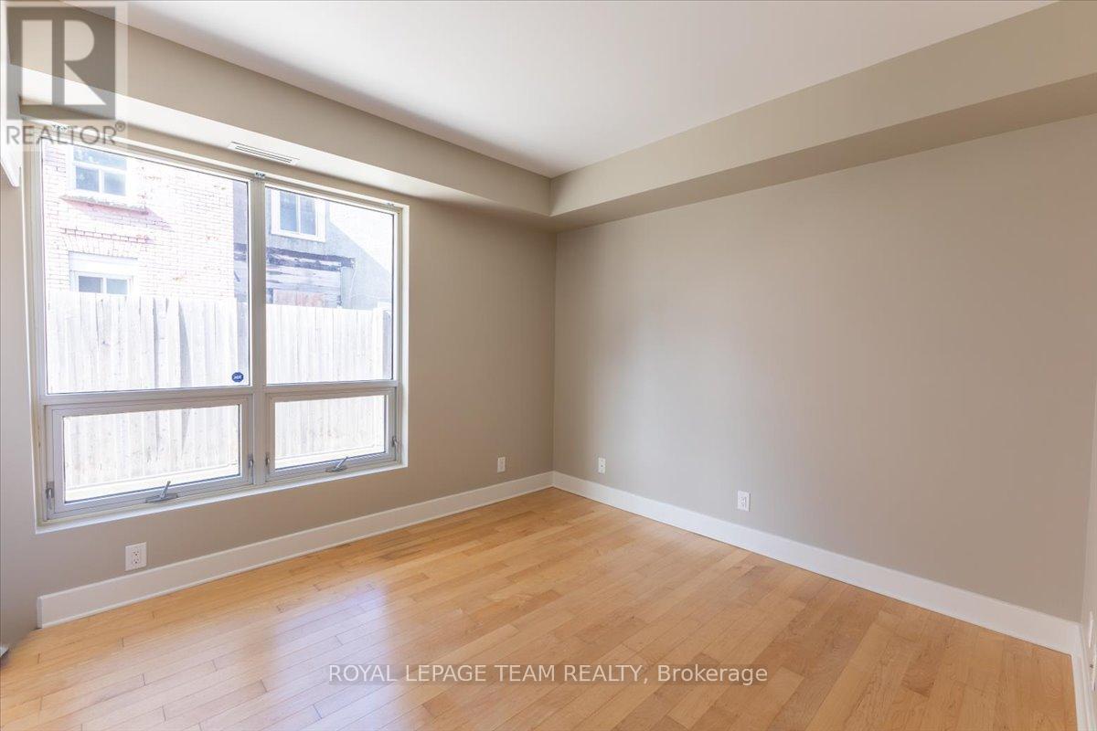 9 Balsam Street, Ottawa, Ontario  K1R 7K6 - Photo 18 - X13088618