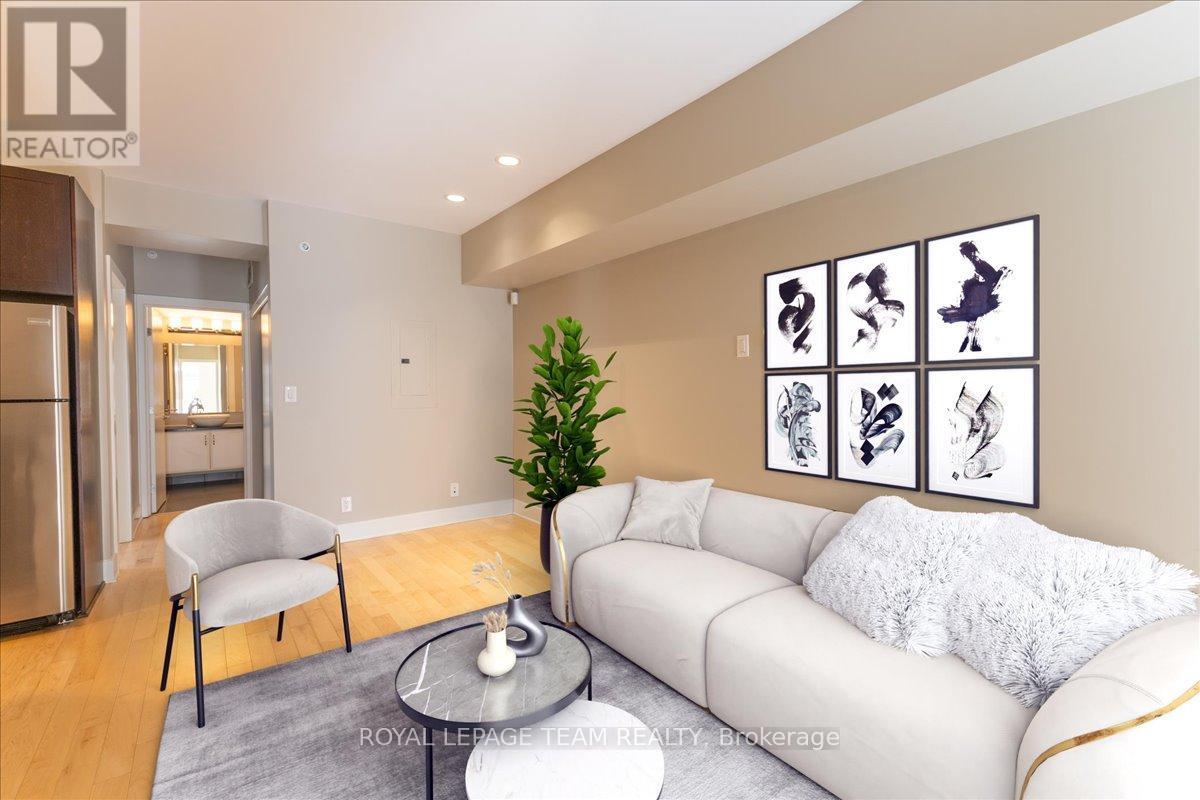 9 Balsam Street, Ottawa, Ontario  K1R 7K6 - Photo 5 - X13088618