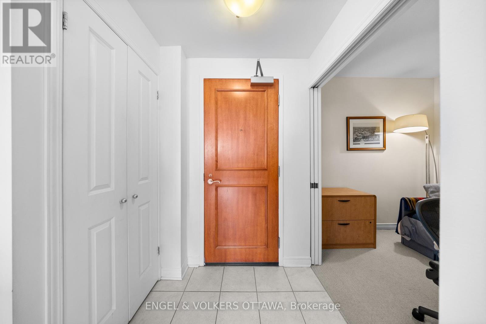 1103 - 570 Laurier Avenue W, Ottawa, Ontario  K1R 1C8 - Photo 3 - X13088662