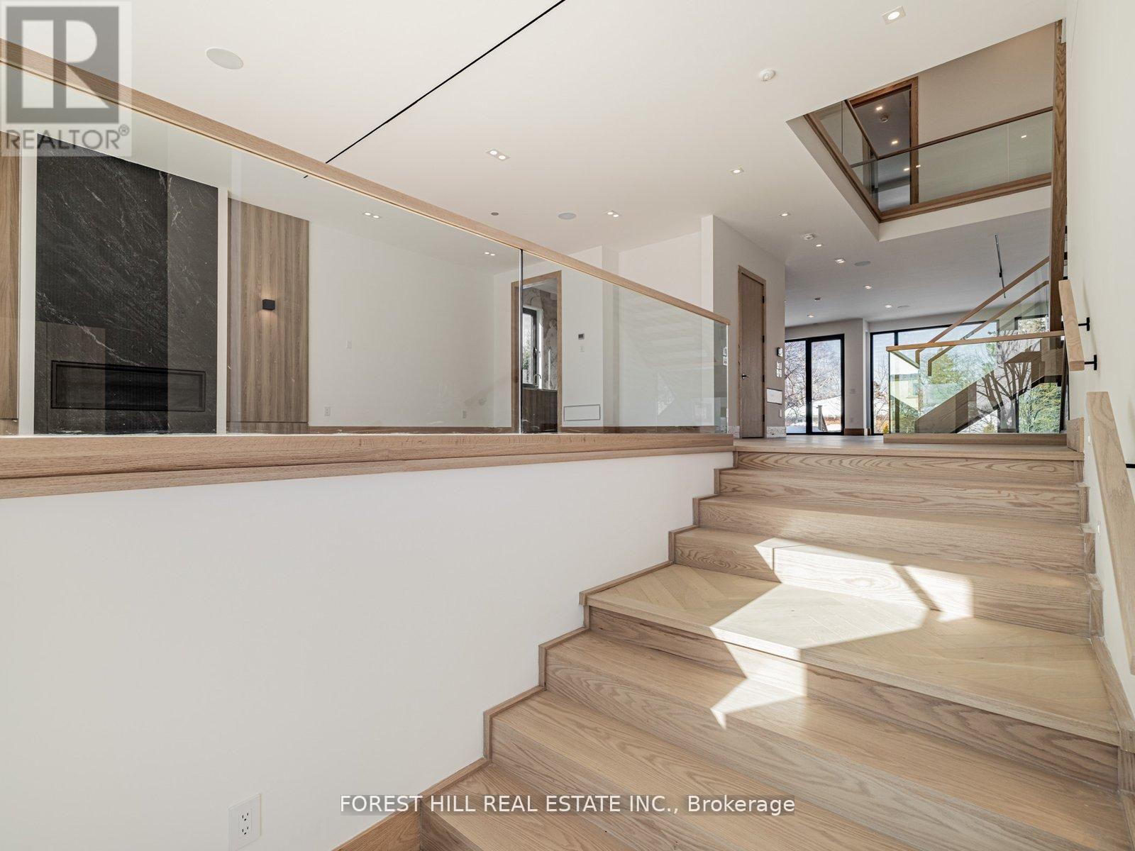 492 Hounslow Avenue, Toronto, Ontario  M2R 1J2 - Photo 6 - C13061894