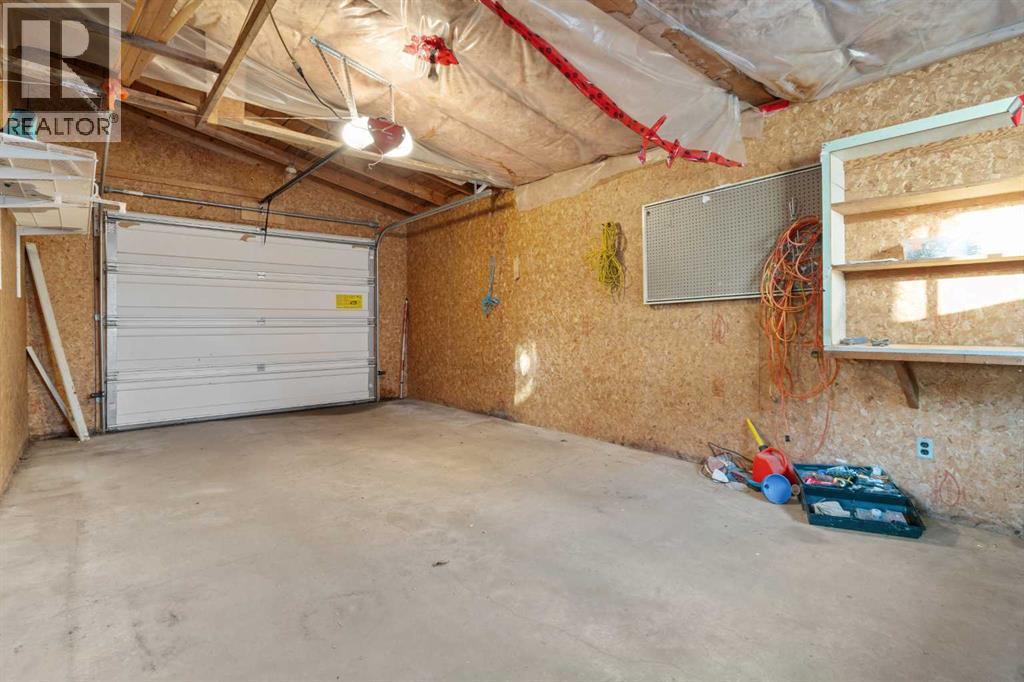 31 Montrose Avenue, Camrose, Alberta  T4V 2L6 - Photo 30 - A2308269