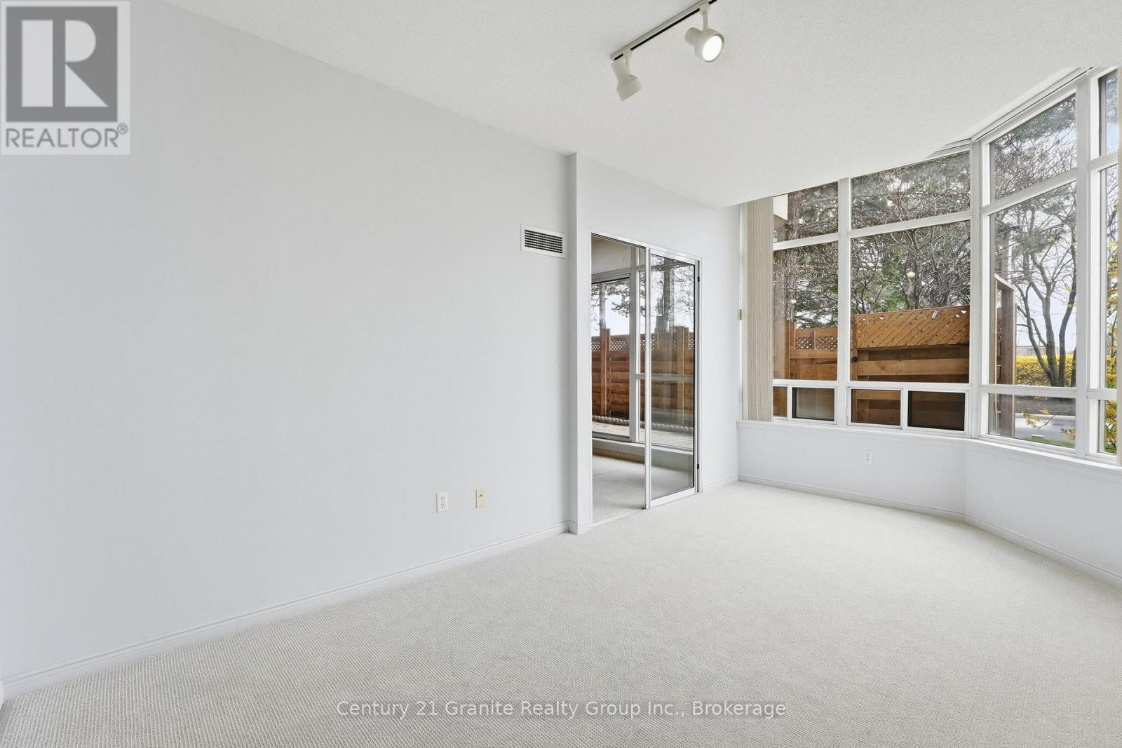 180 - 1 Greystone Walk Drive, Toronto (Kennedy Park), Ontario  M1K 5J3 - Photo 19 - E13088624