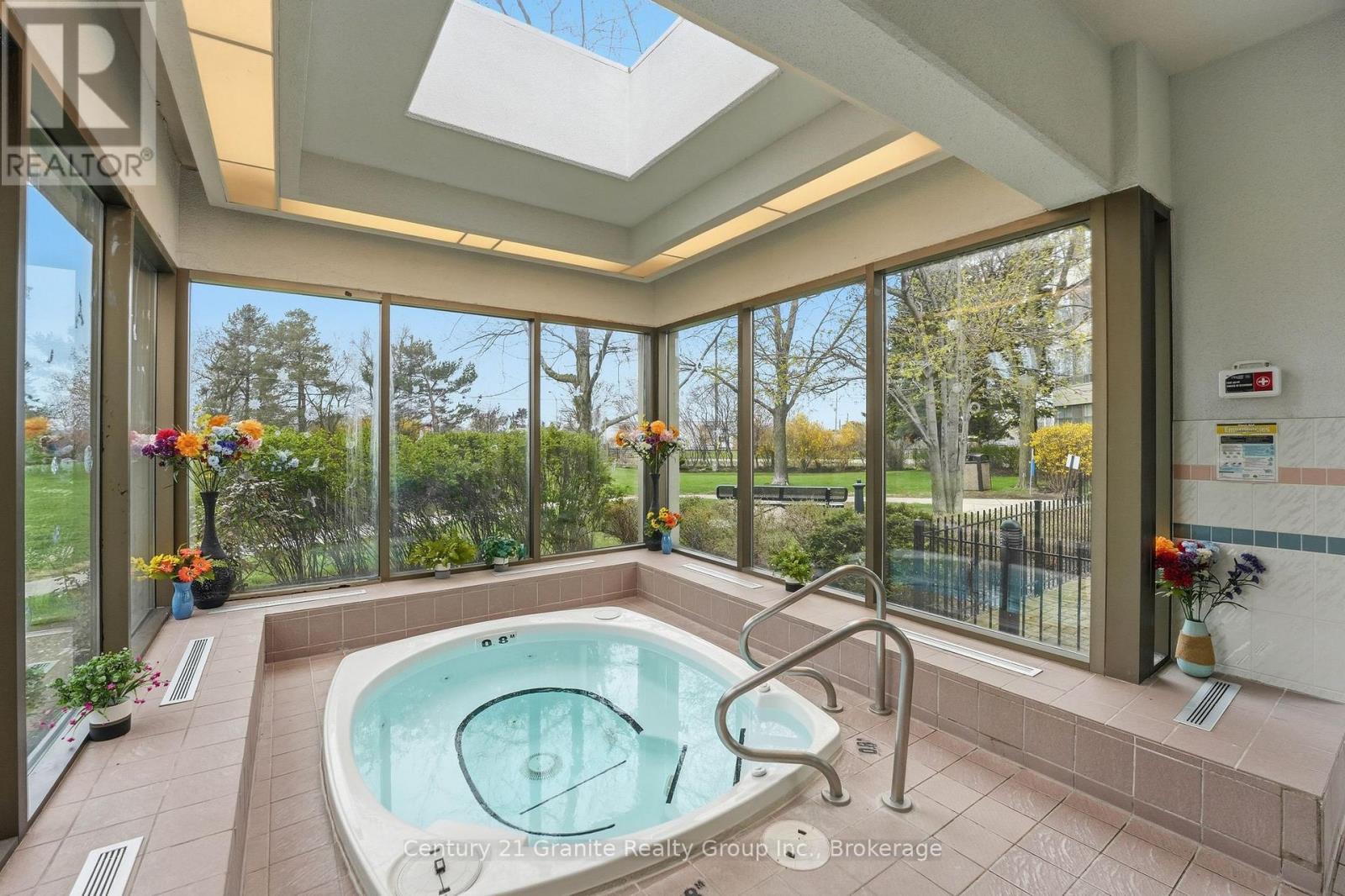 180 - 1 Greystone Walk Drive, Toronto (Kennedy Park), Ontario  M1K 5J3 - Photo 41 - E13088624