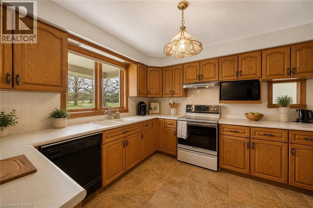 2340 Concession 4 Road W, Flamborough, Ontario  L0R 2B0 - Photo 13 - 40826949