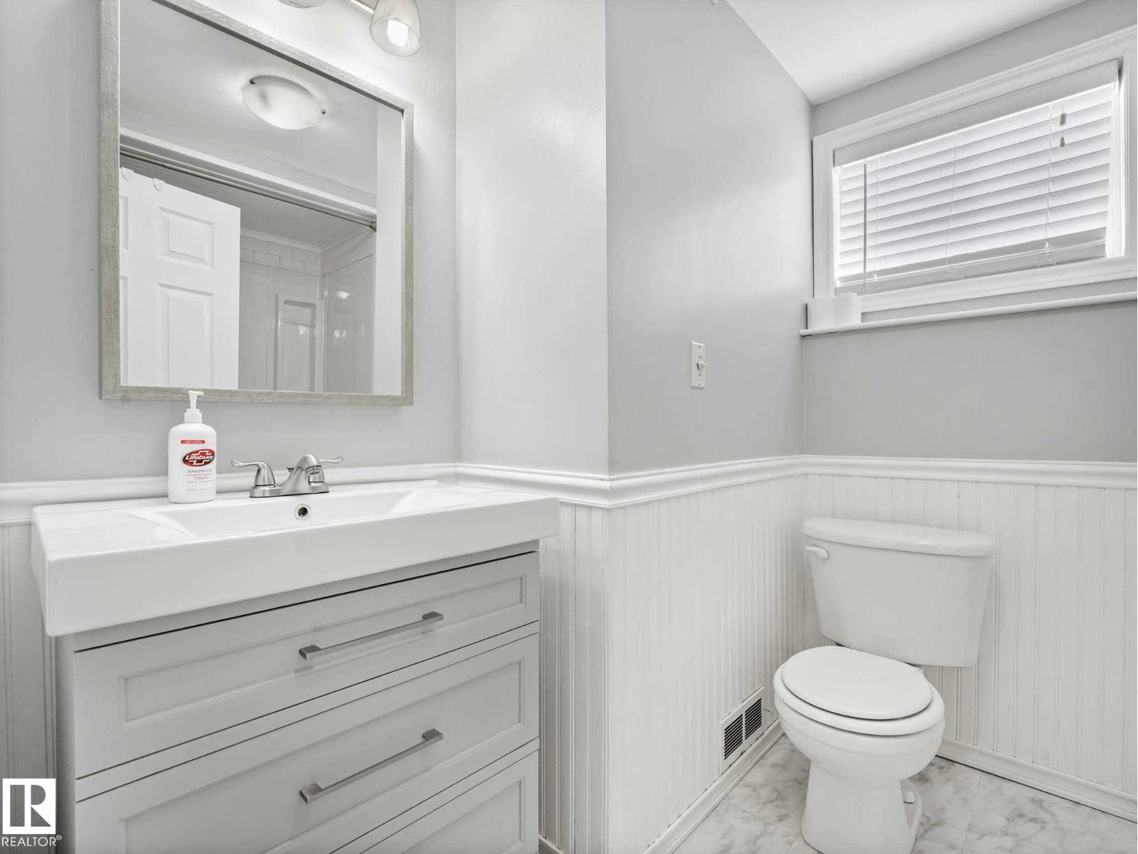 32 Manor Dr, Spruce Grove, Alberta  T7X 2G8 - Photo 38 - E4485923