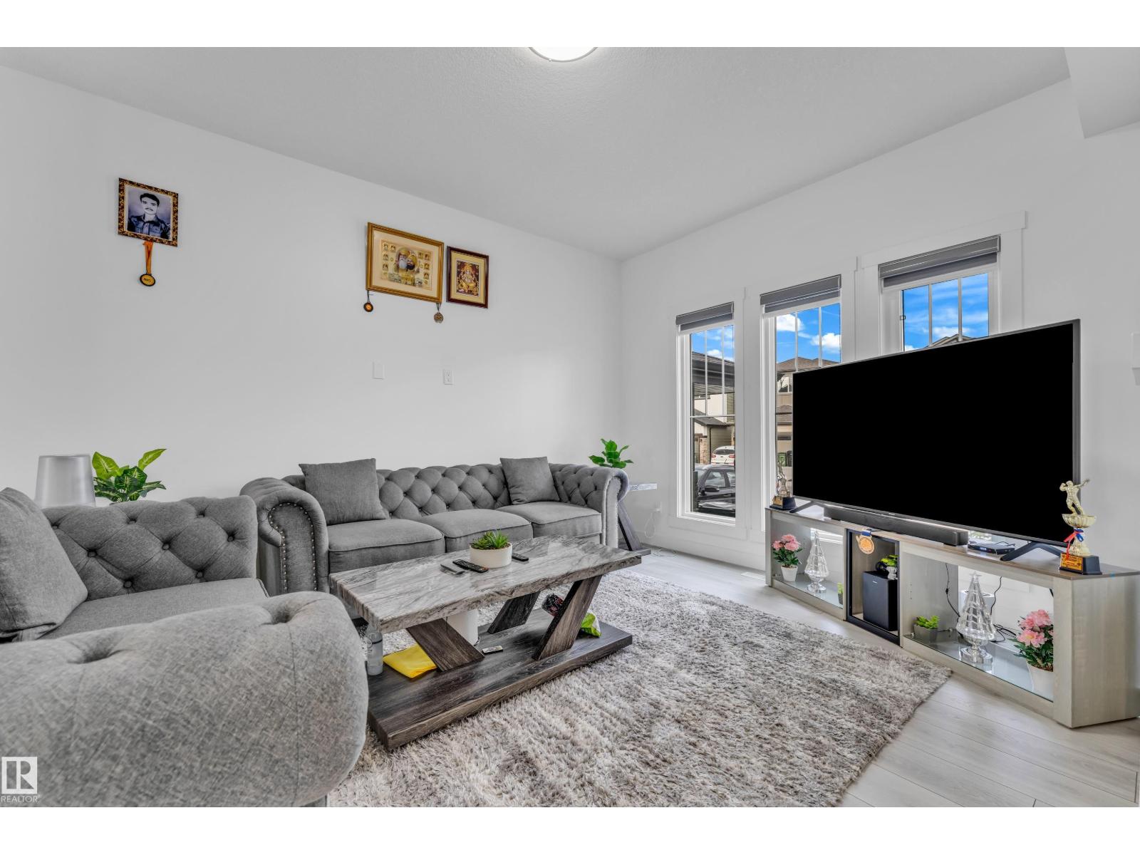 3016 4 St Nw, Edmonton, Alberta  T6T 2S9 - Photo 5 - E4485924