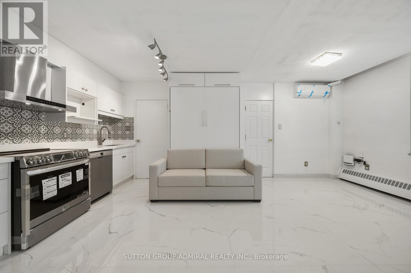 G8 - 5 Parkway Forest Drive, Toronto, Ontario  M2J 1L2 - Photo 6 - C13088640