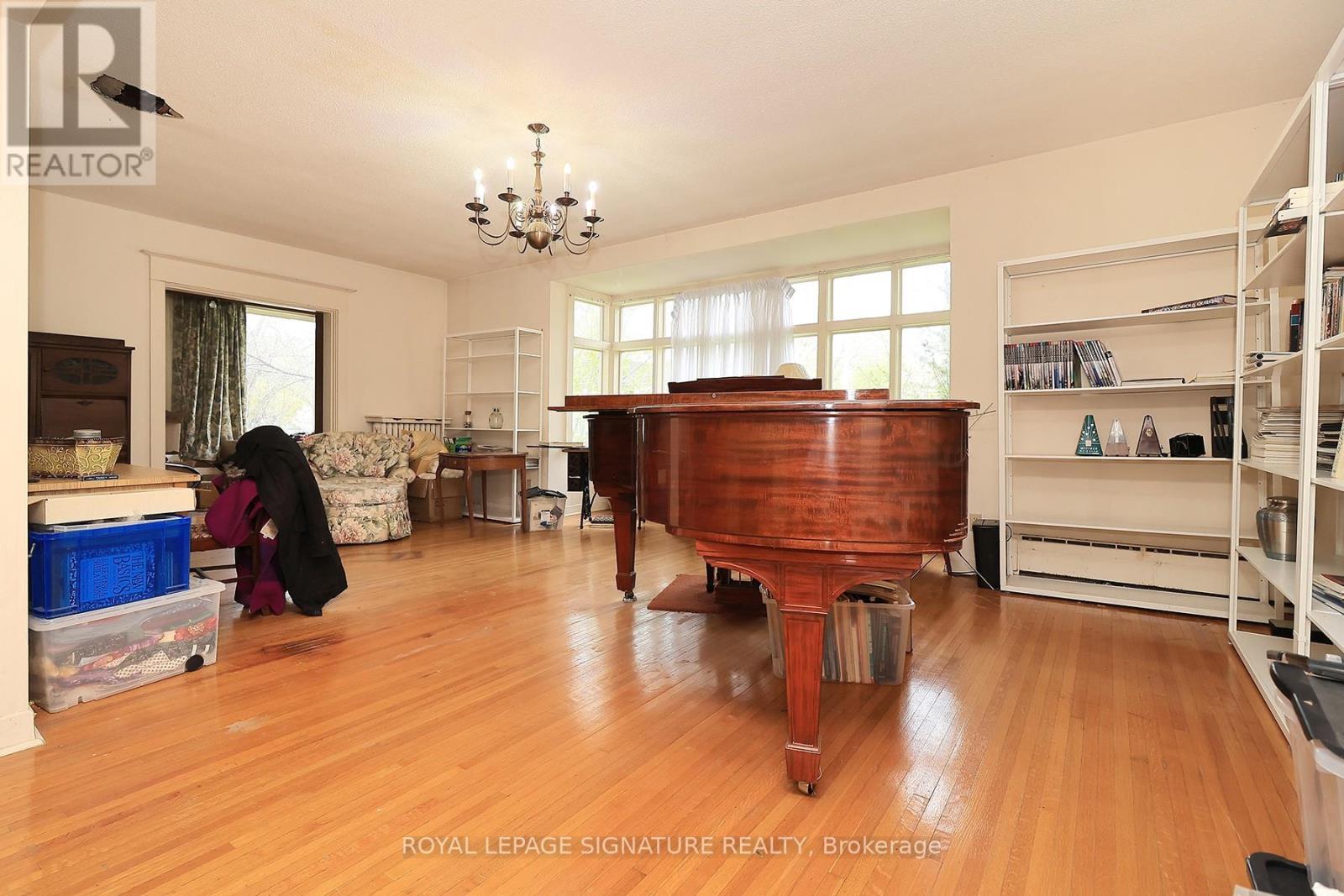 170 Glengrove Avenue W, Toronto, Ontario  M4R 1P3 - Photo 14 - C13088700