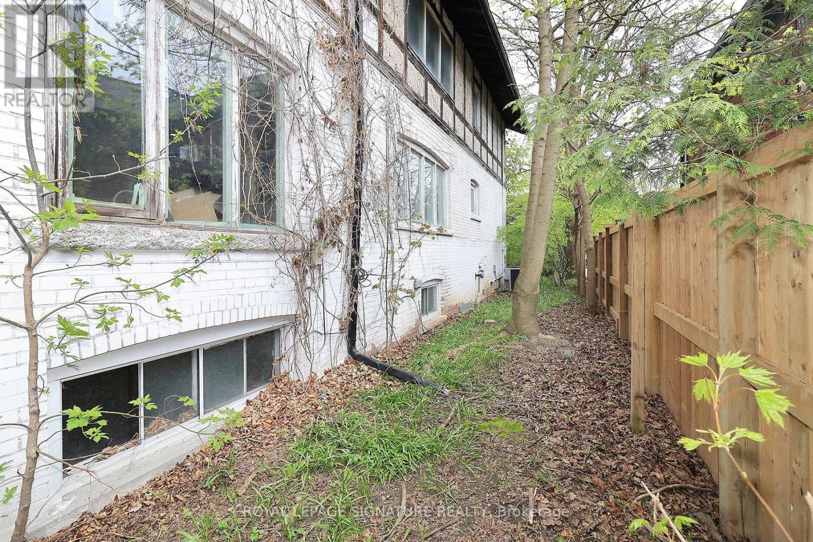 170 Glengrove Avenue W, Toronto, Ontario  M4R 1P3 - Photo 34 - C13088700