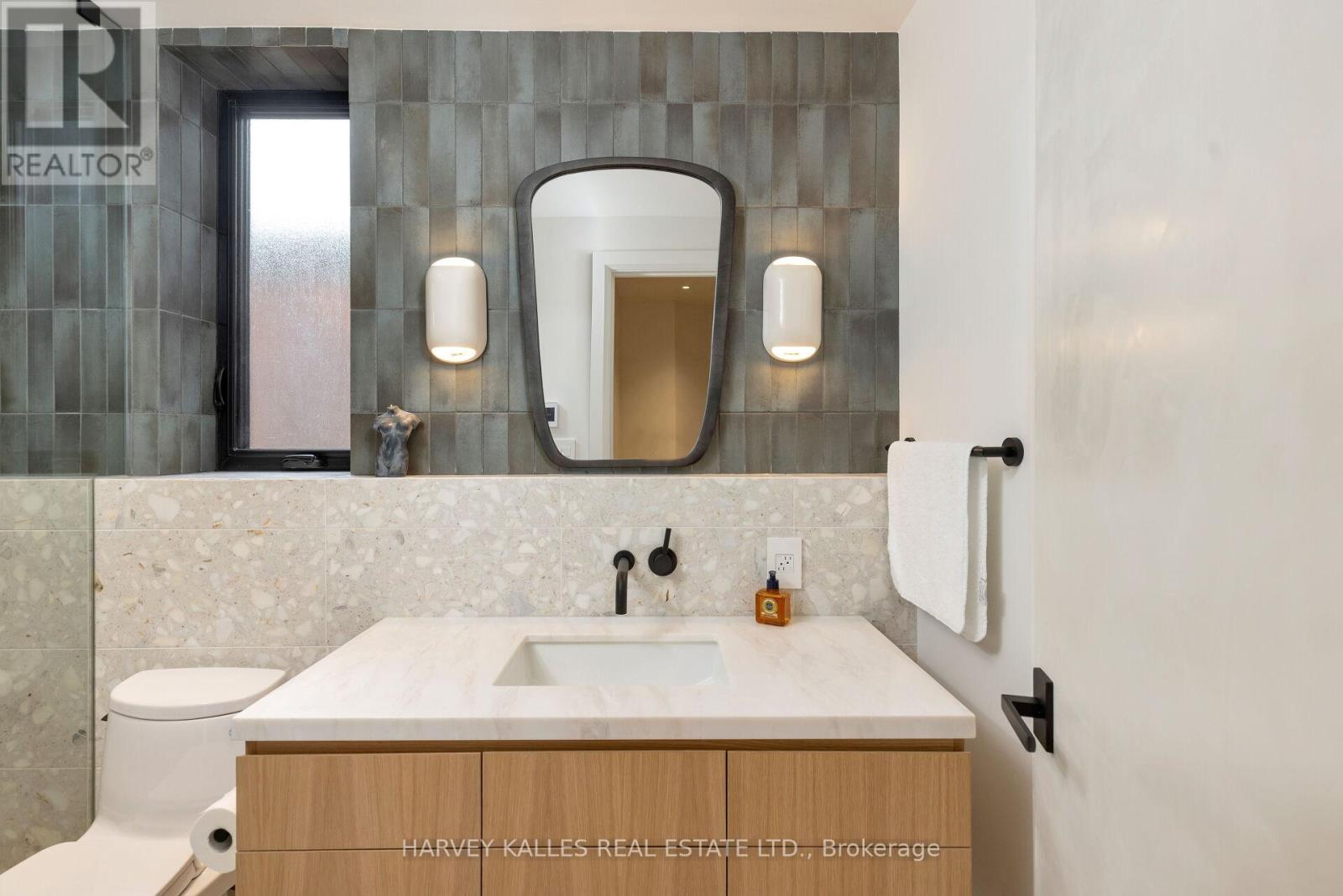 111 Bedford Road, Toronto, Ontario  M5R 2K5 - Photo 32 - C13088772