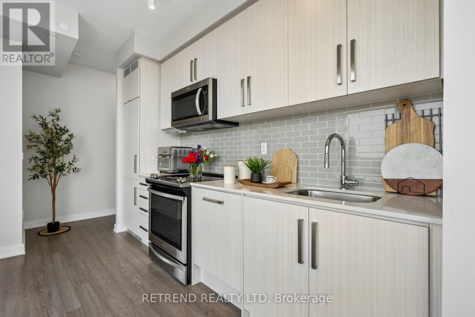 3209 - 5180 Yonge Street, Toronto, Ontario  M2N 5P6 - Photo 4 - C13088780