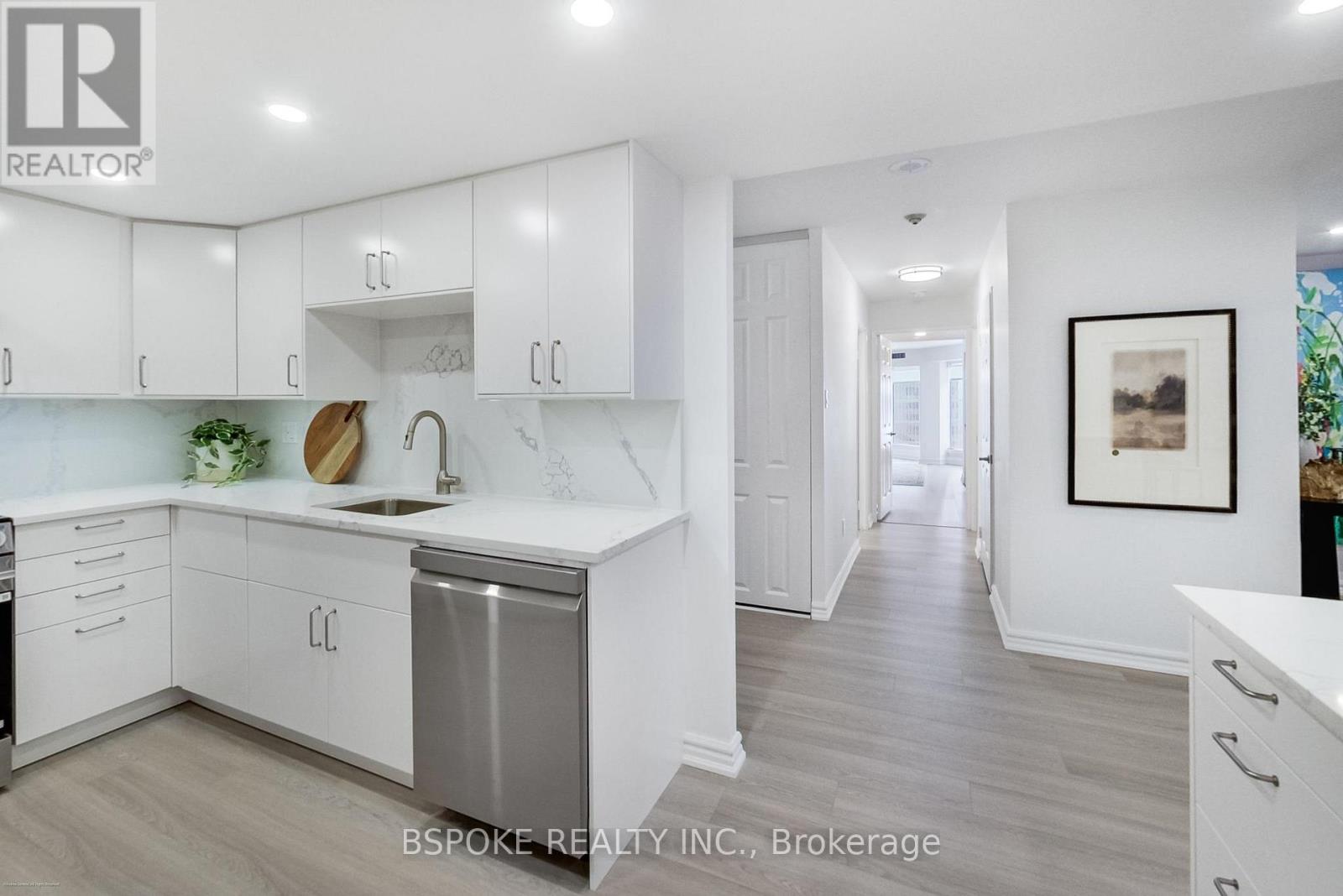 1108 - 33 University Avenue, Toronto, Ontario  M5J 2S7 - Photo 10 - C13088804