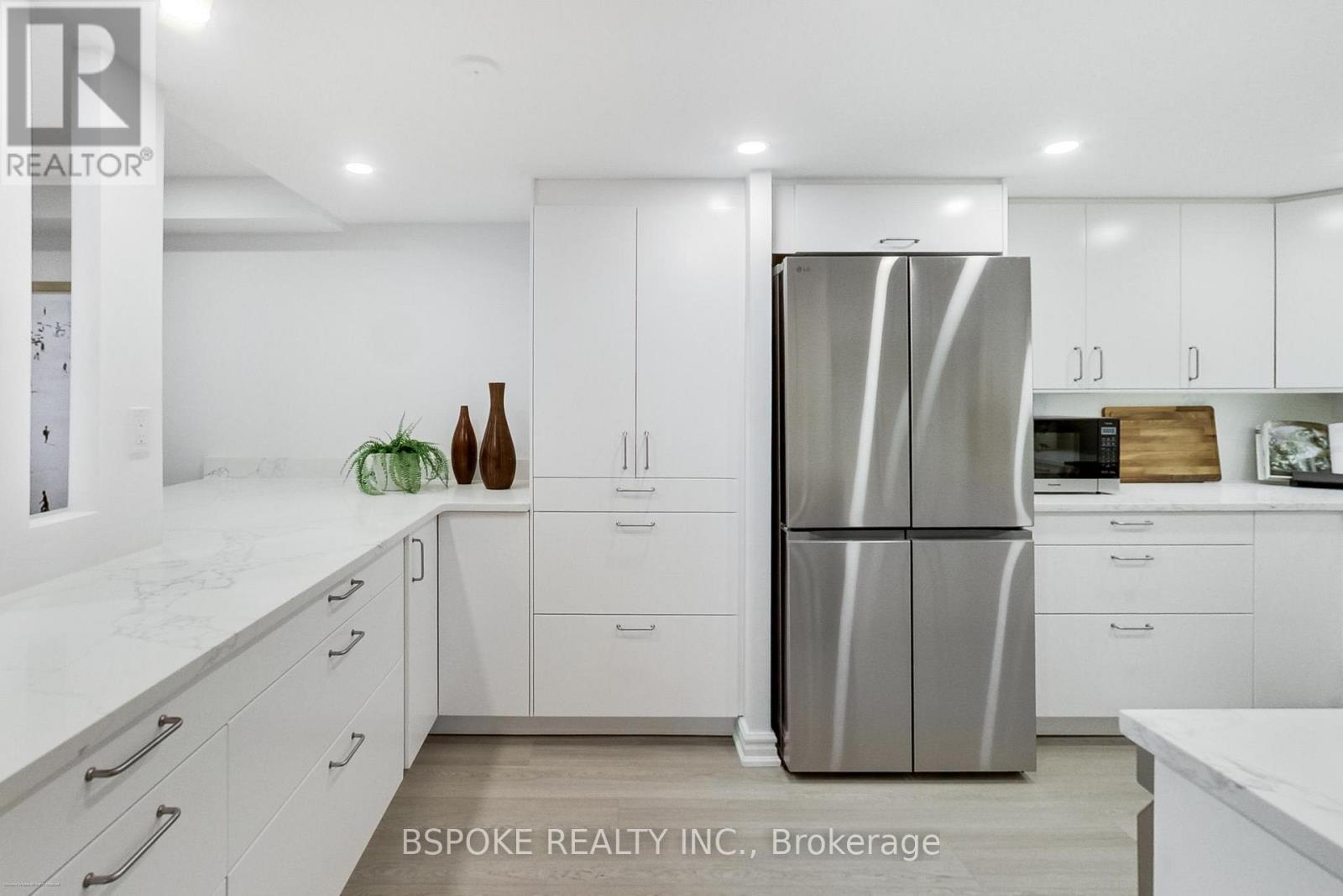1108 - 33 University Avenue, Toronto, Ontario  M5J 2S7 - Photo 8 - C13088804