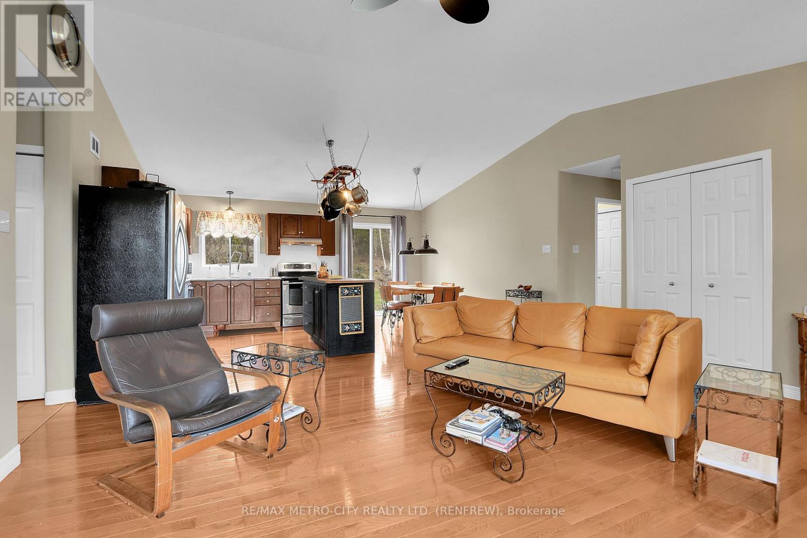 1003 Grant Road, Greater Madawaska, Ontario  K7V 3Z9 - Photo 10 - X13088714
