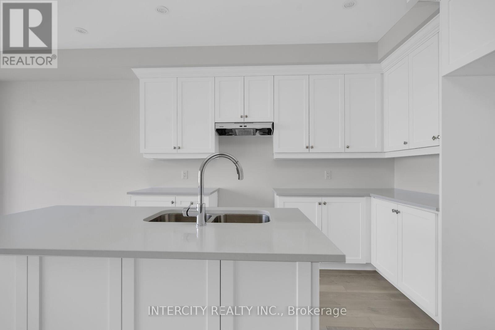 176 Mumbai Drive, Markham, Ontario  L3S 0G5 - Photo 11 - N13088632