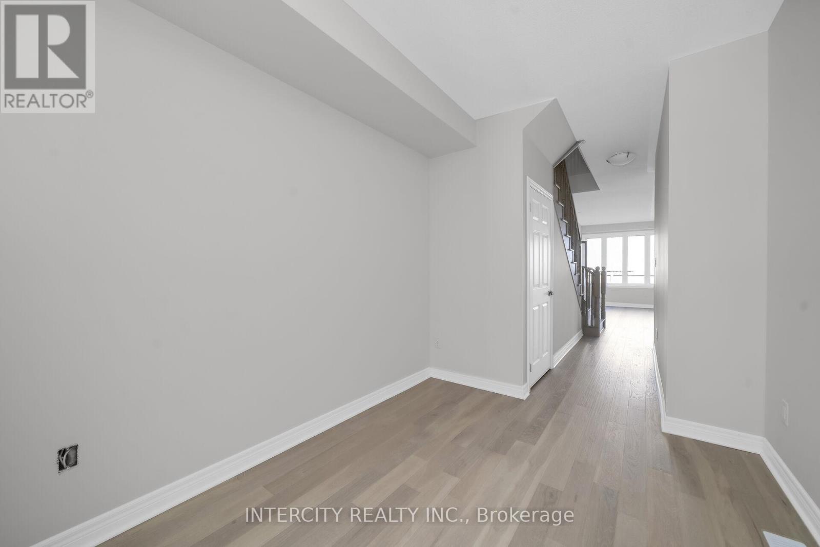 176 Mumbai Drive, Markham, Ontario  L3S 0G5 - Photo 5 - N13088632