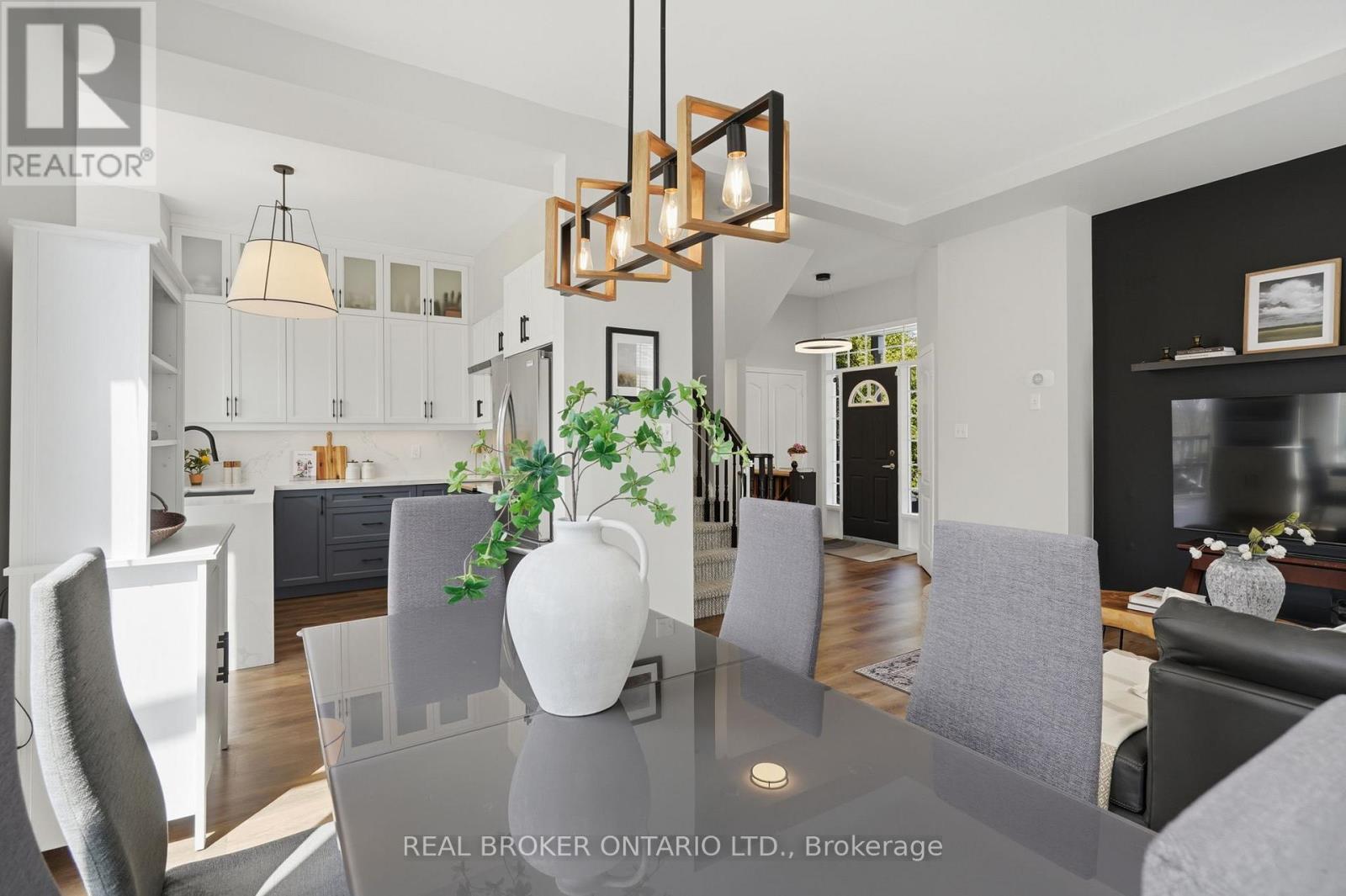 92 Mainprize Crescent, East Gwillimbury, Ontario  L0G 1M0 - Photo 12 - N13088668