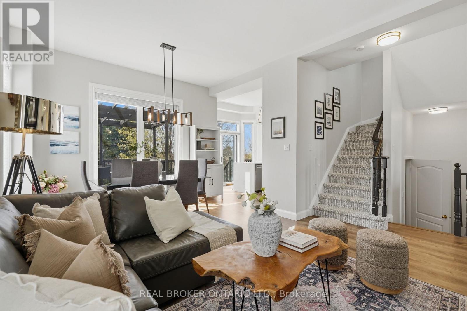 92 Mainprize Crescent, East Gwillimbury, Ontario  L0G 1M0 - Photo 9 - N13088668