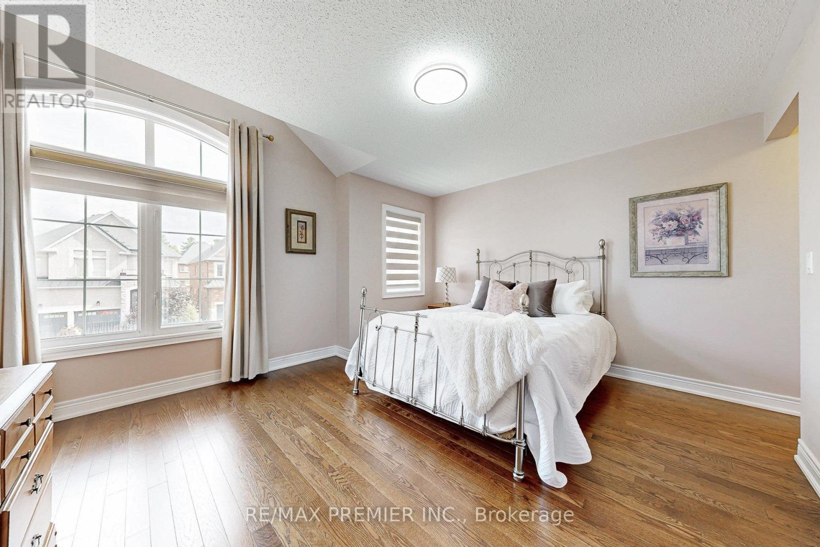 28 Rivoli Drive, Vaughan, Ontario  L4H 3X2 - Photo 33 - N13088686