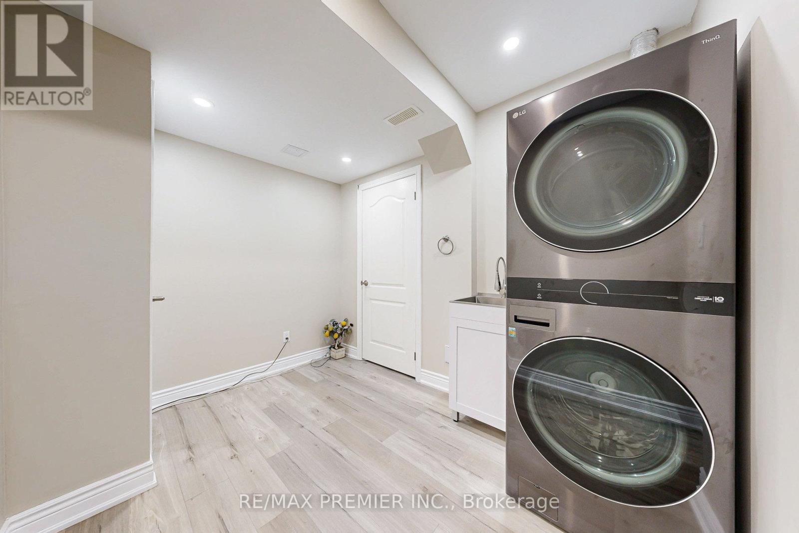 28 Rivoli Drive, Vaughan, Ontario  L4H 3X2 - Photo 45 - N13088686