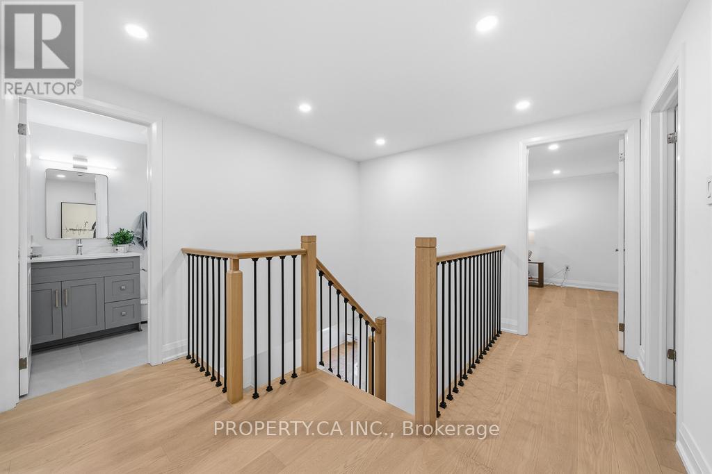217 Hampton Court, Newmarket, Ontario  L3Y 6J5 - Photo 22 - N13088796
