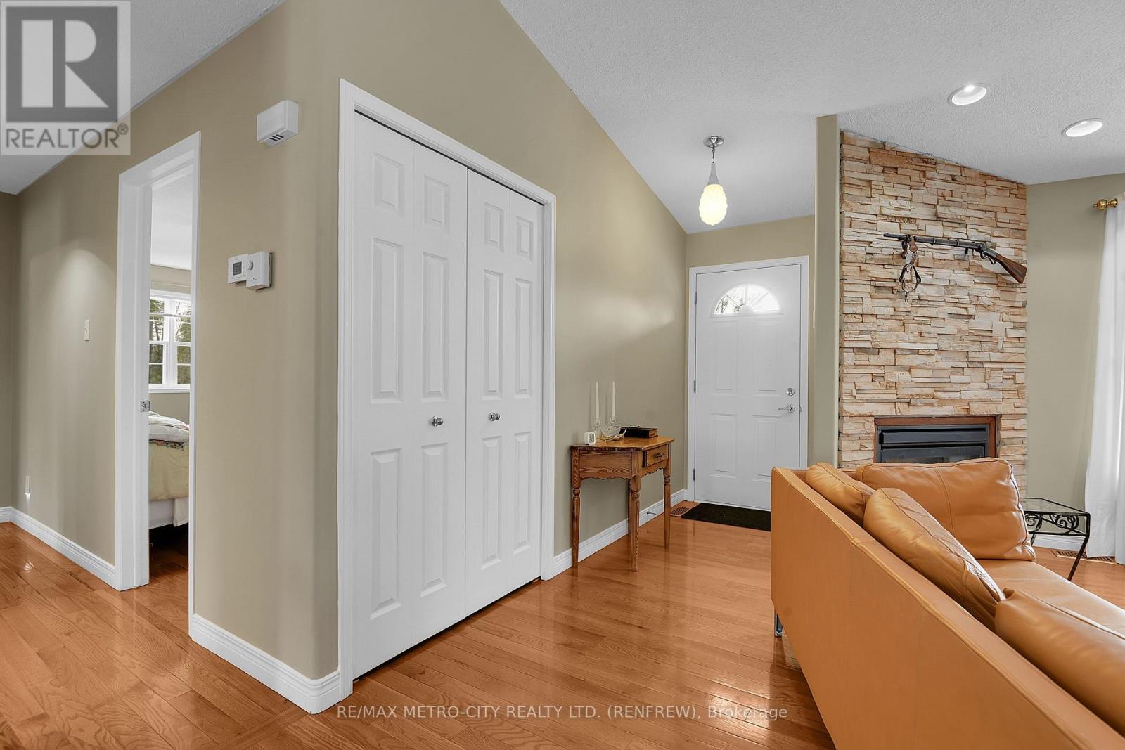 1003 Grant Road, Greater Madawaska, Ontario  K7V 3Z9 - Photo 7 - X13088714