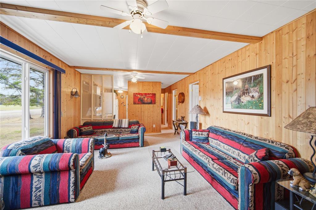 68 South Shore Road, Whiteshell Provincial Pk, Manitoba  R0E 0N0 - Photo 14 - 202609575