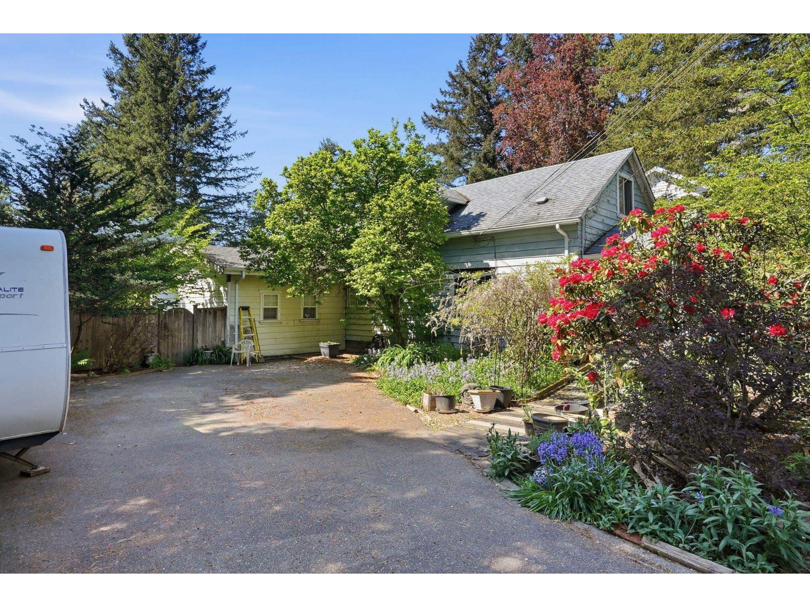 8983 TRATTLE STREET, Langley, British Columbia