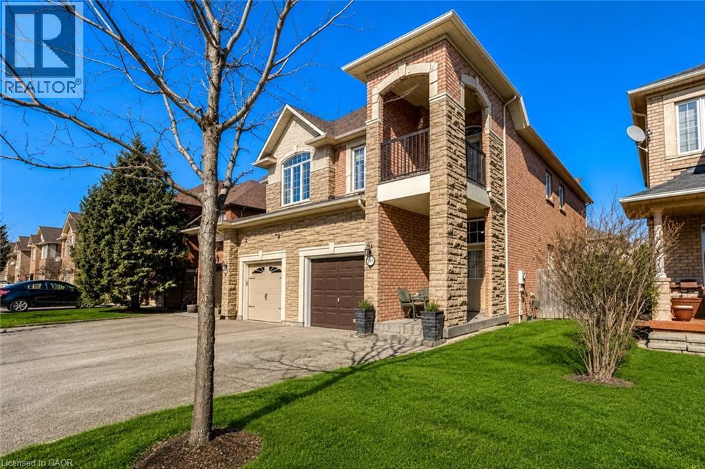2313 NEWCASTLE Crescent, Oakville, Ontario