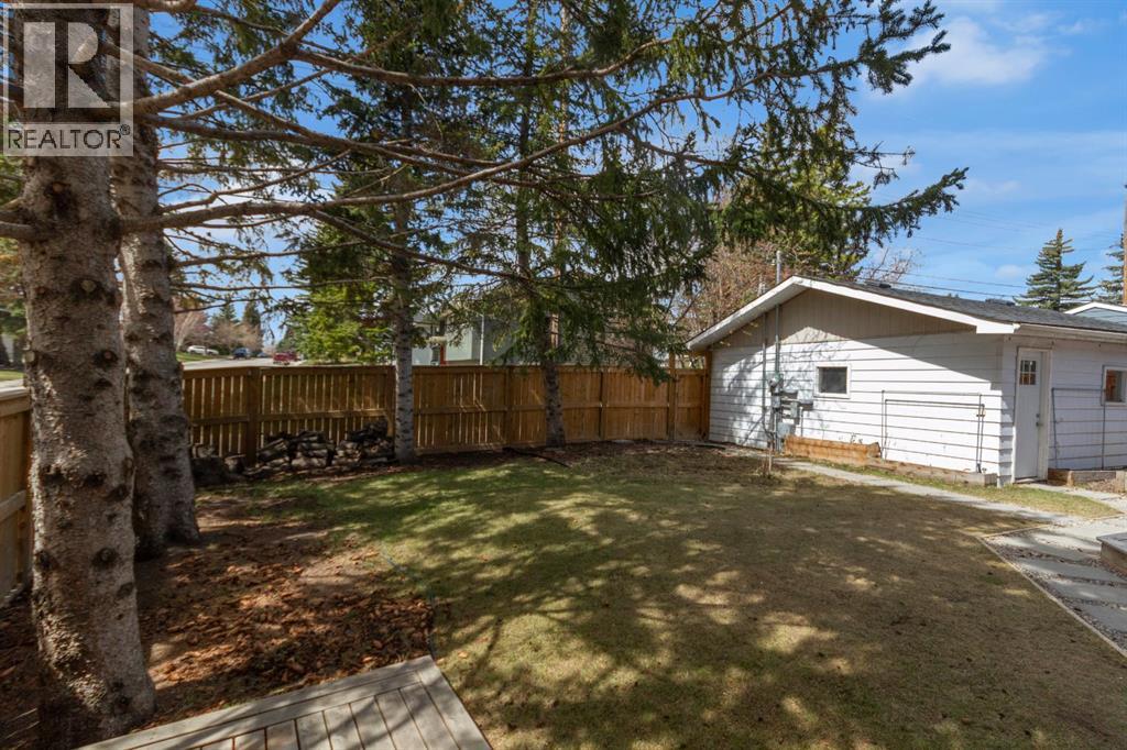 5615 Lakeview Drive SW, Calgary, Alberta  T3E 5S5 - Photo 27 - A2307492