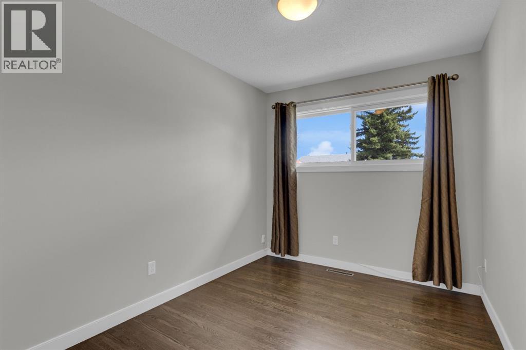 5615 Lakeview Drive SW, Calgary, Alberta  T3E 5S5 - Photo 14 - A2307492