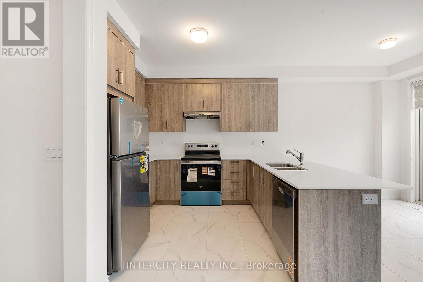 48 Watkins Road, Brampton, Ontario  L6R 4G7 - Photo 12 - W13088636