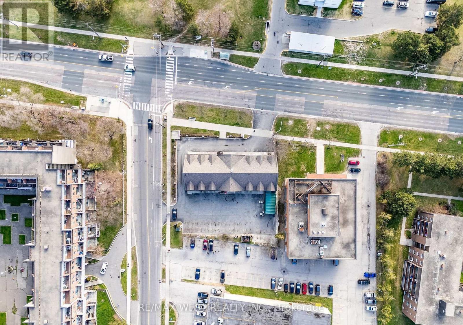 2800 Jane Street, Toronto, Ontario  M3N 2H9 - Photo 7 - W13088678