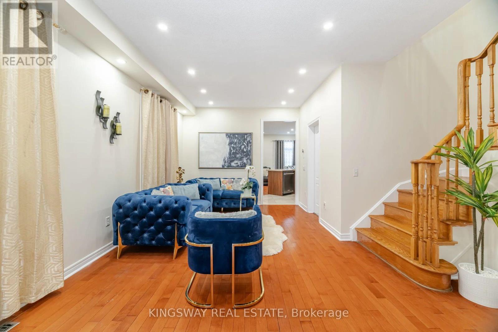 803 Khan Crescent, Mississauga, Ontario  L5V 2R2 - Photo 11 - W13088684