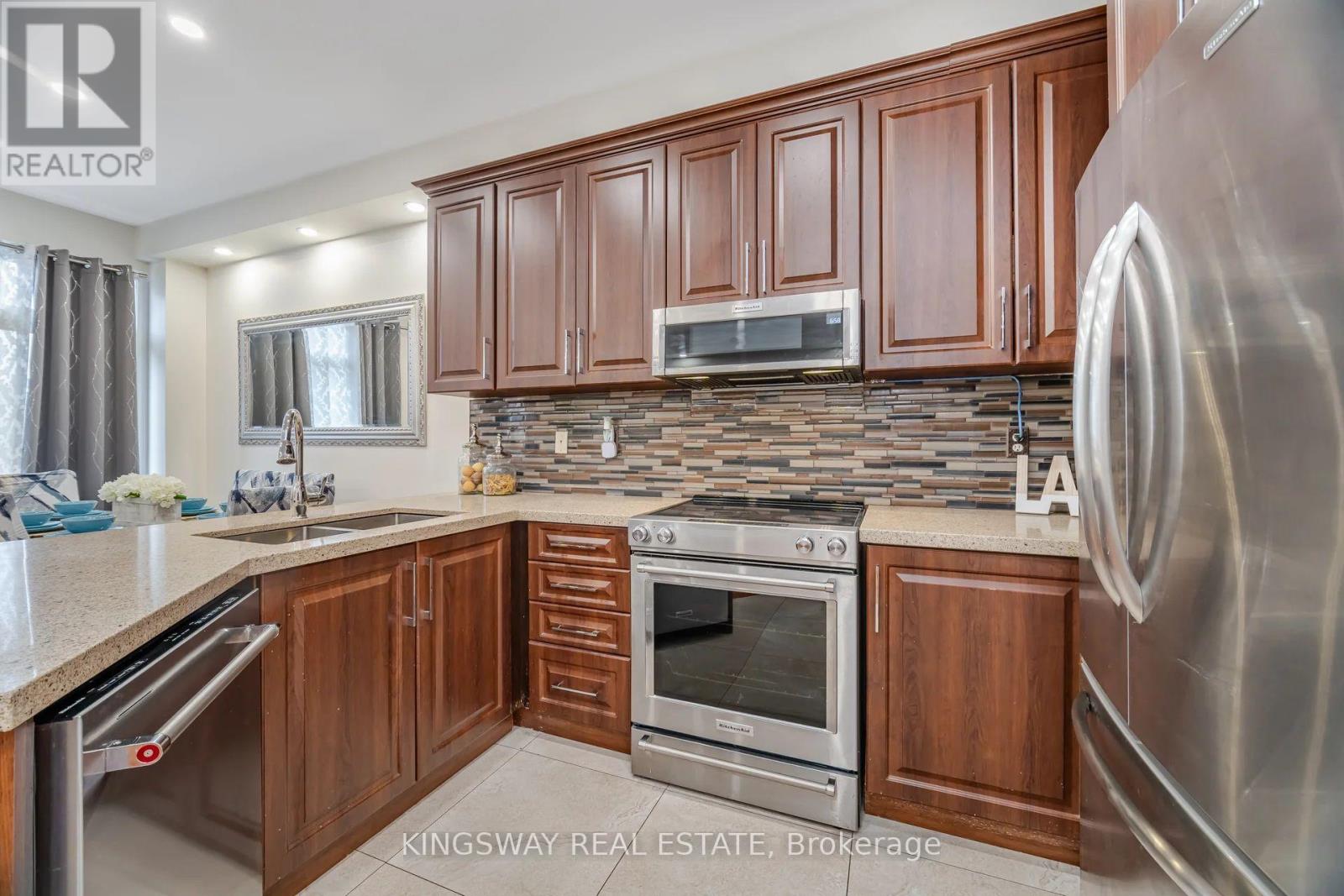 803 Khan Crescent, Mississauga, Ontario  L5V 2R2 - Photo 15 - W13088684
