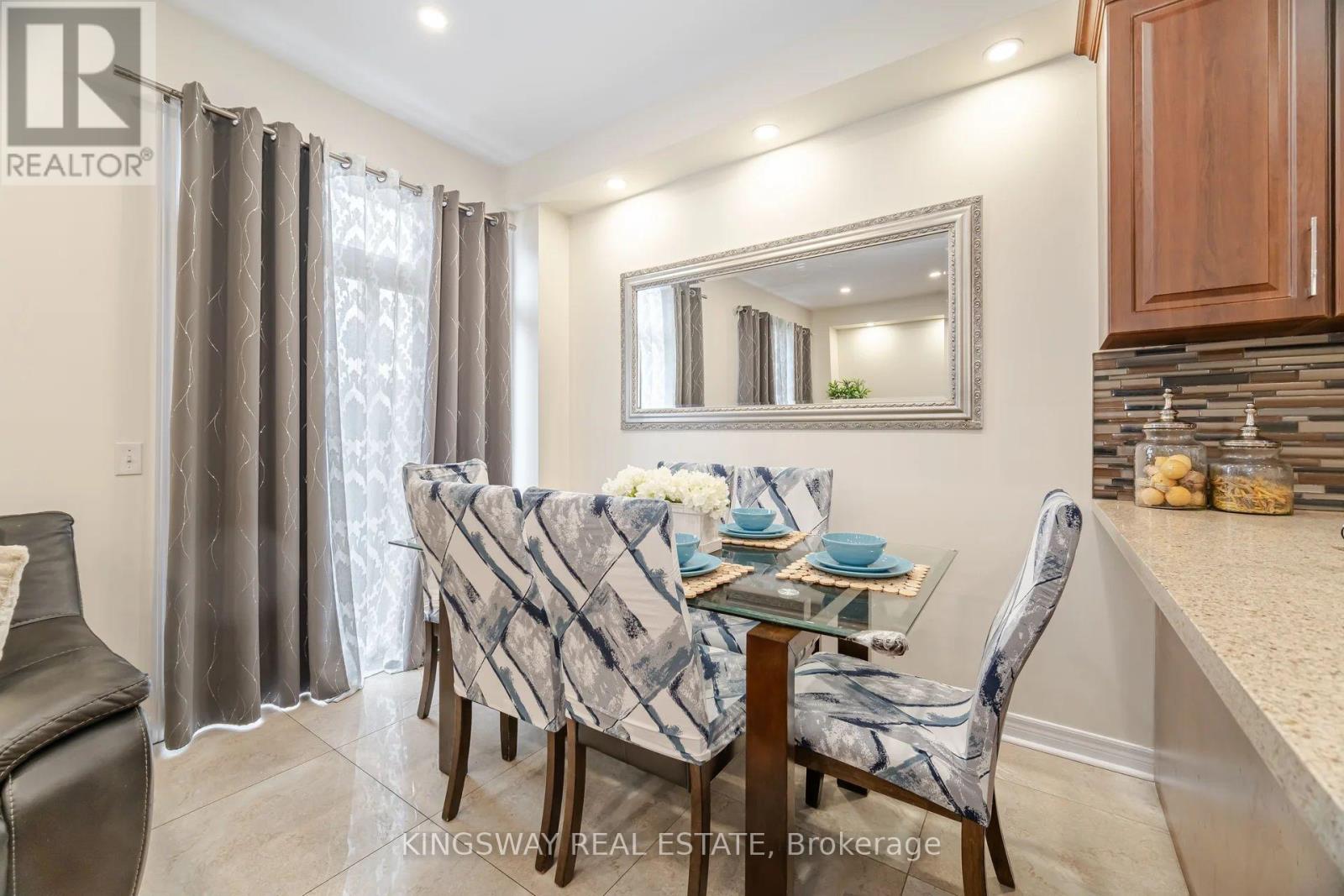 803 Khan Crescent, Mississauga, Ontario  L5V 2R2 - Photo 19 - W13088684