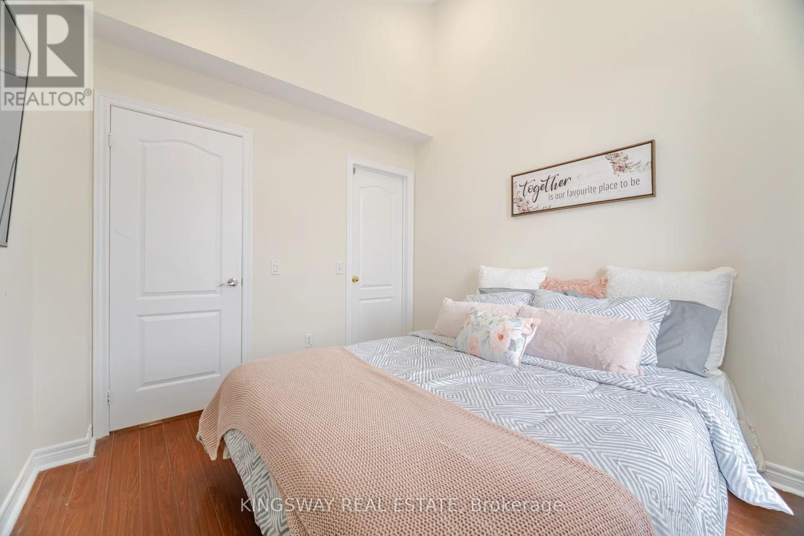 803 Khan Crescent, Mississauga, Ontario  L5V 2R2 - Photo 33 - W13088684