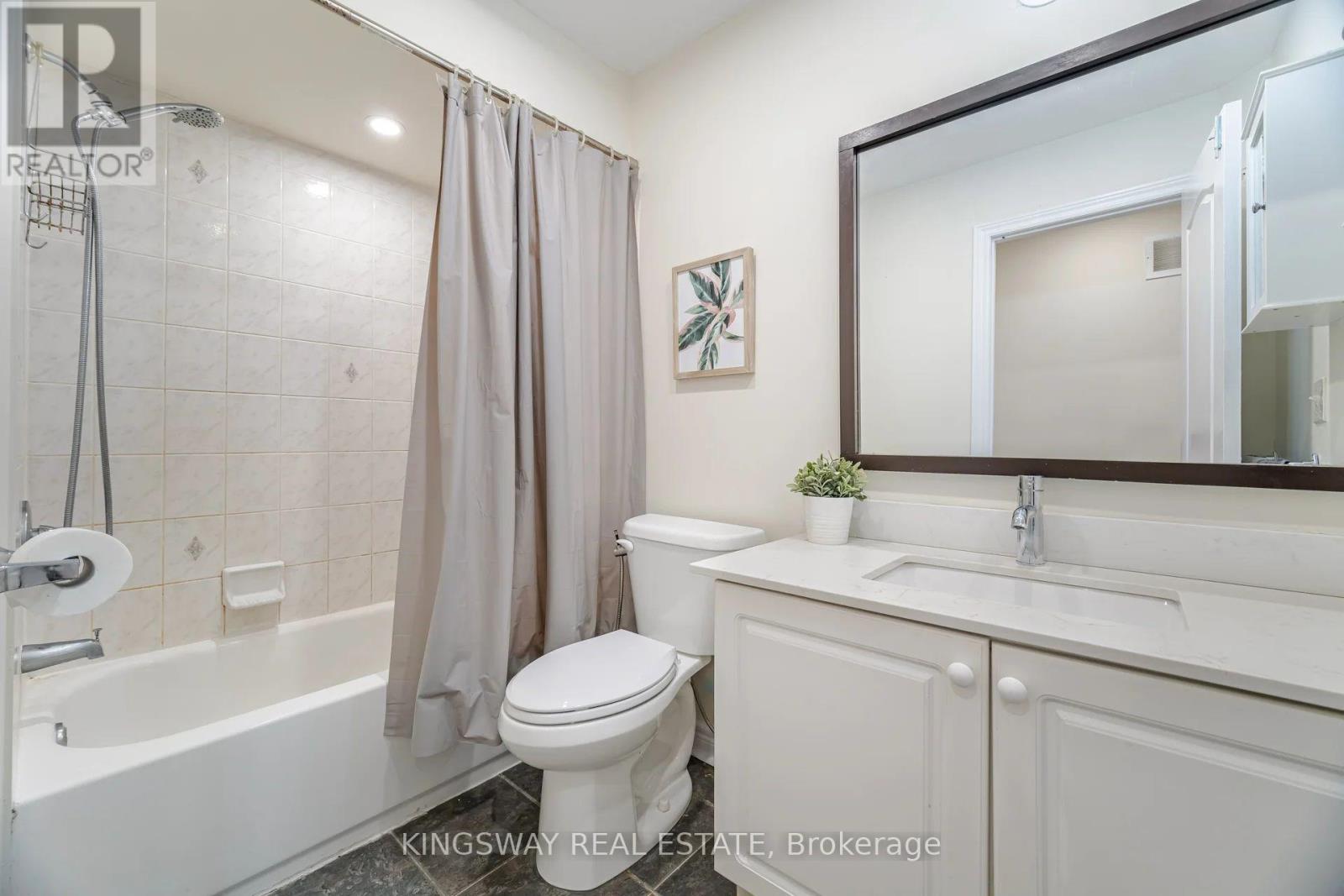 803 Khan Crescent, Mississauga, Ontario  L5V 2R2 - Photo 37 - W13088684