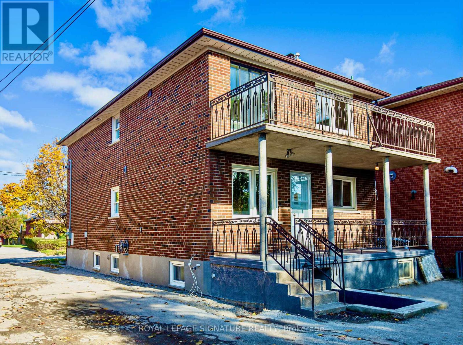 4 - 977 Glencairn Avenue, Toronto, Ontario  M6B 2A8 - Photo 2 - W13088724