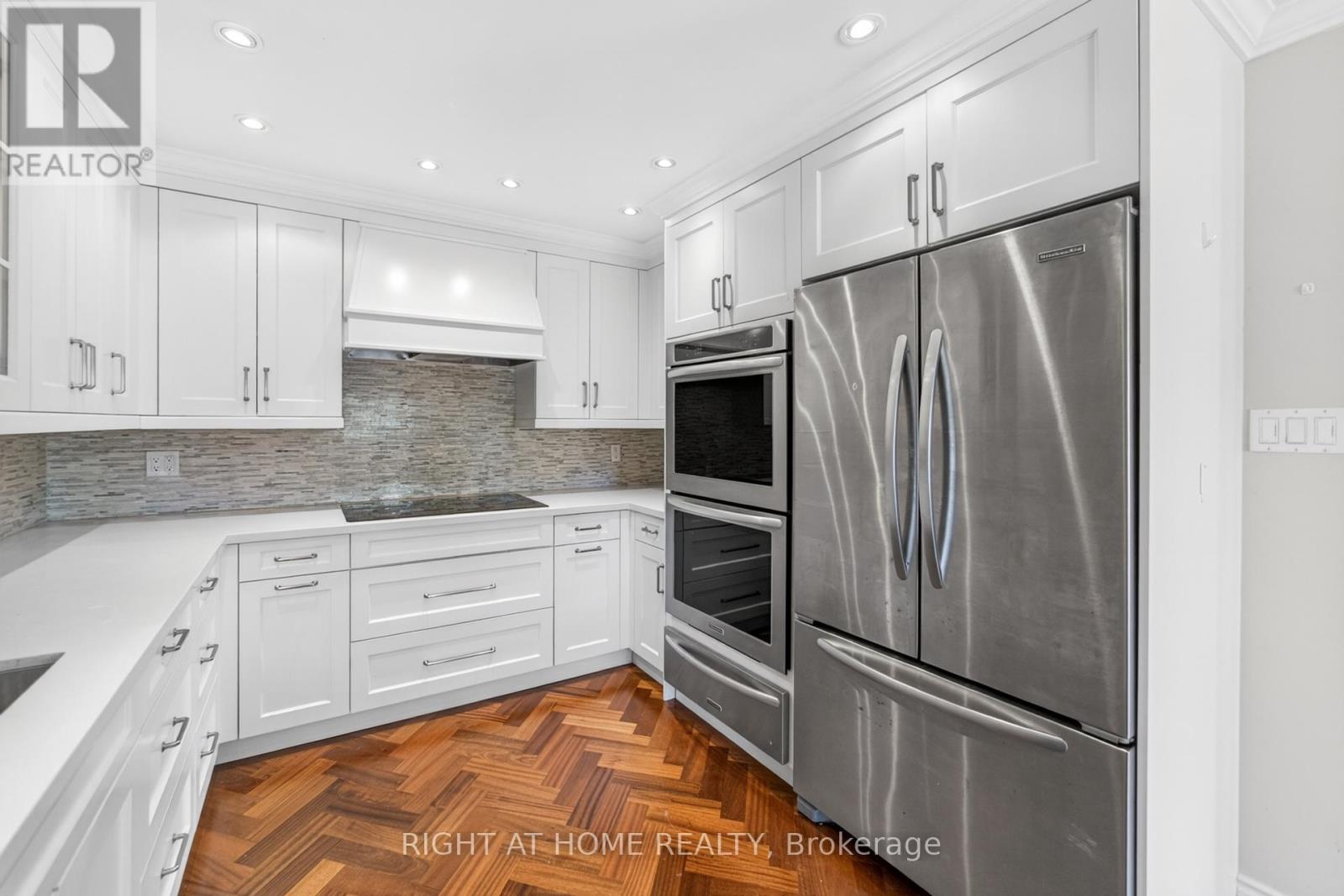 304 Ulric Crescent, Oakville, Ontario  L6K 3R2 - Photo 15 - W13088744