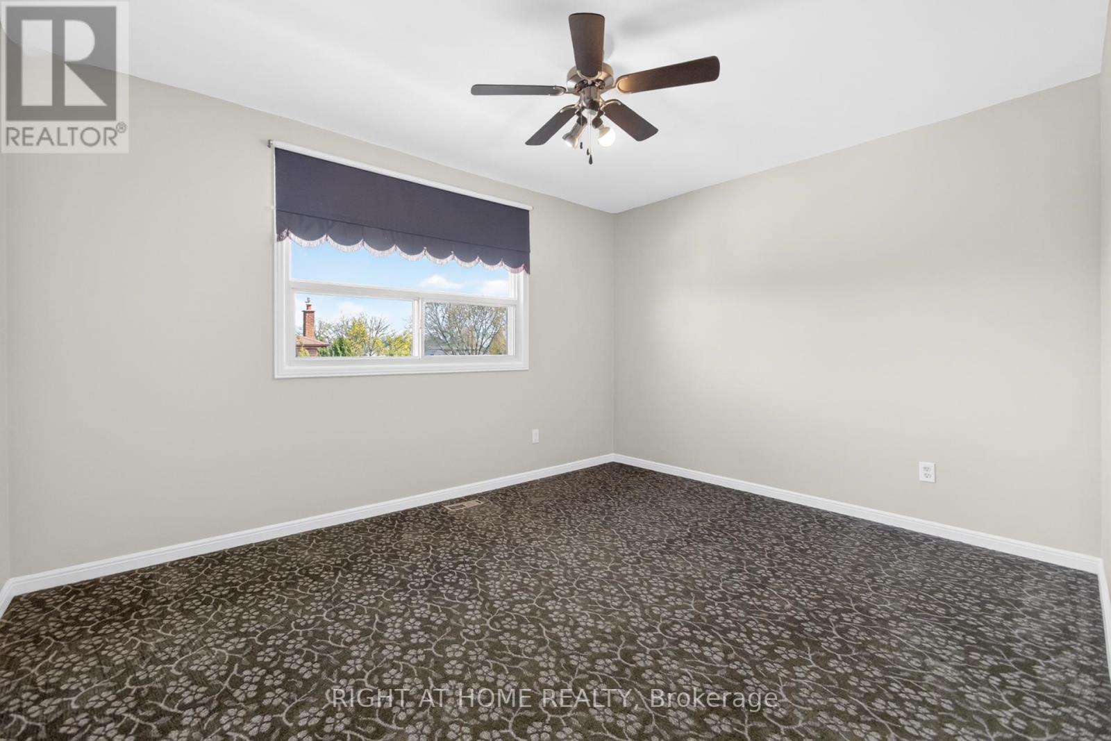 304 Ulric Crescent, Oakville, Ontario  L6K 3R2 - Photo 22 - W13088744