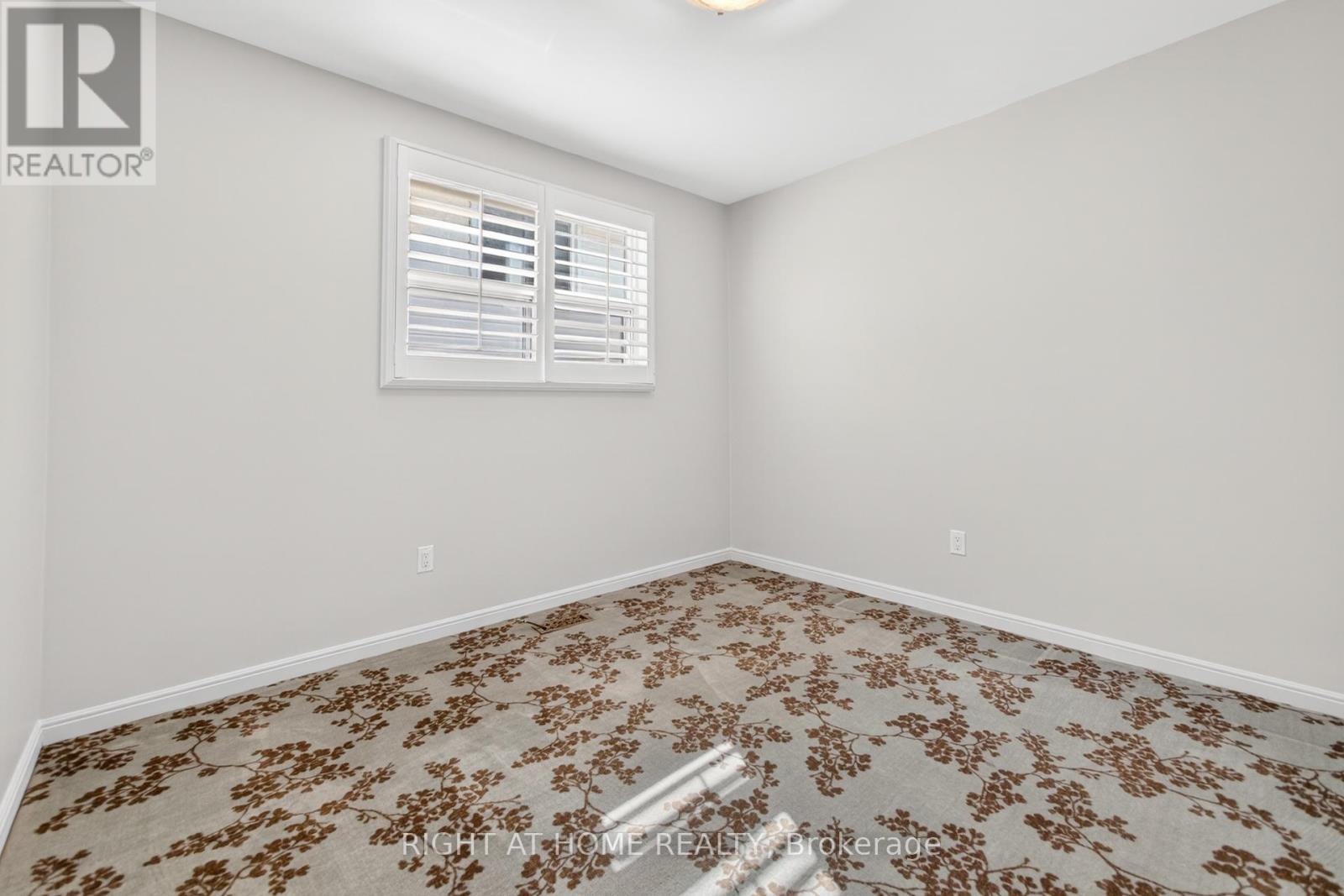 304 Ulric Crescent, Oakville, Ontario  L6K 3R2 - Photo 33 - W13088744