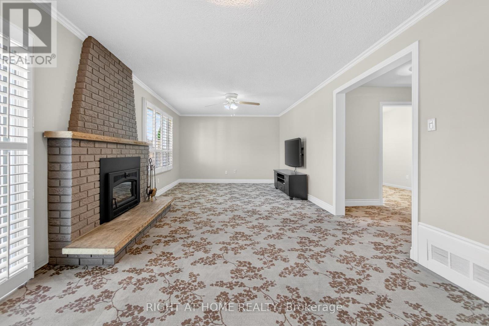 304 Ulric Crescent, Oakville, Ontario  L6K 3R2 - Photo 38 - W13088744