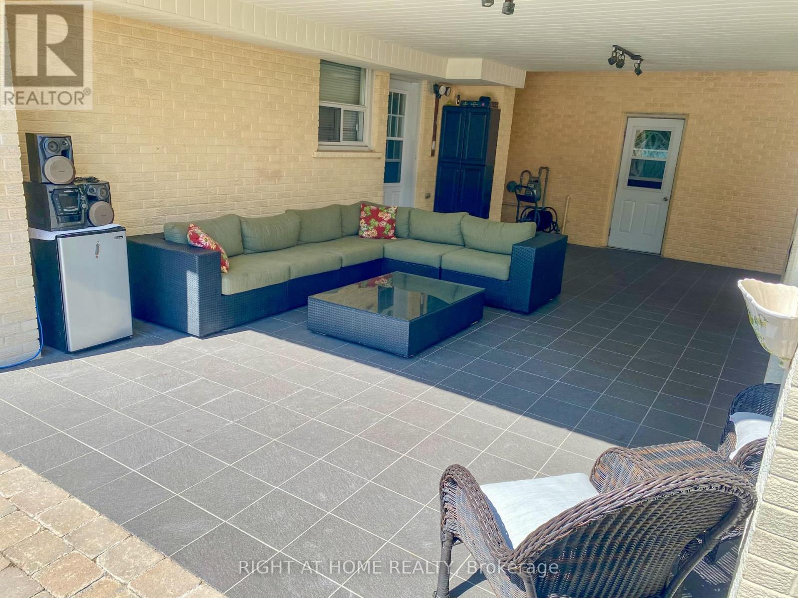 304 Ulric Crescent, Oakville, Ontario  L6K 3R2 - Photo 42 - W13088744
