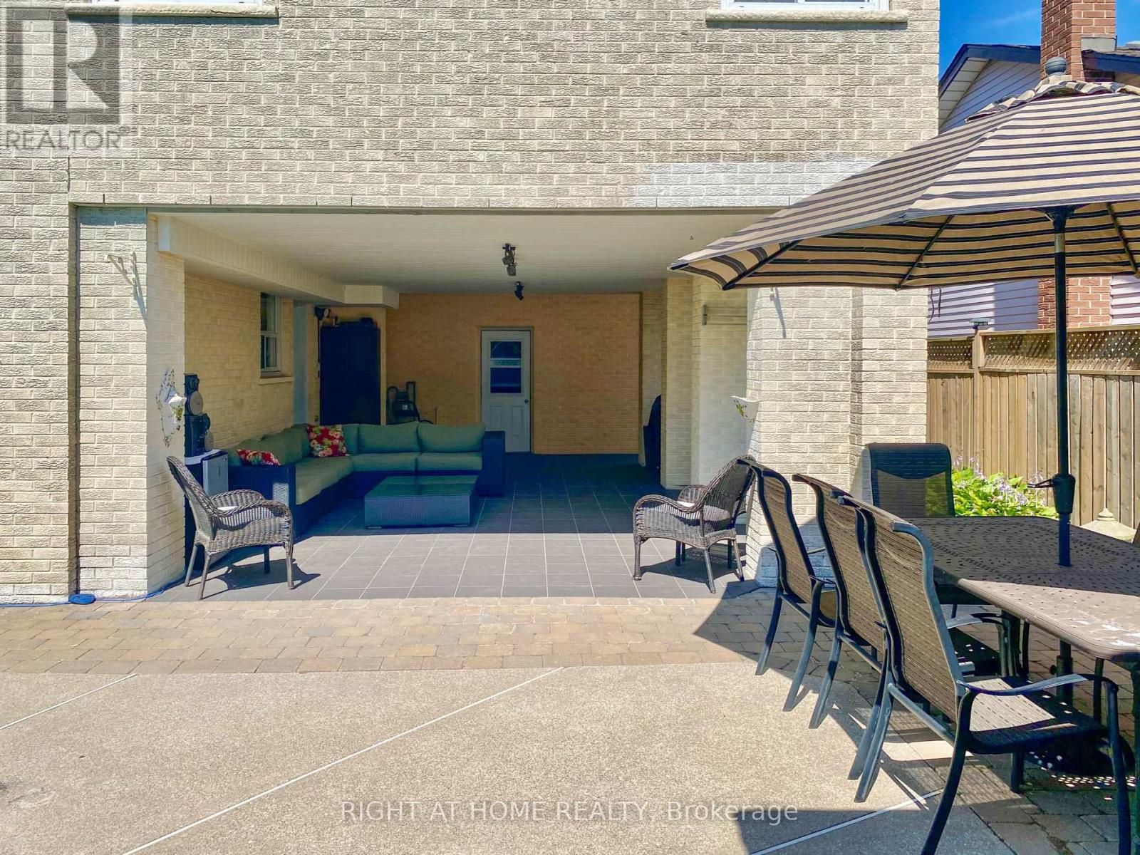 304 Ulric Crescent, Oakville, Ontario  L6K 3R2 - Photo 43 - W13088744