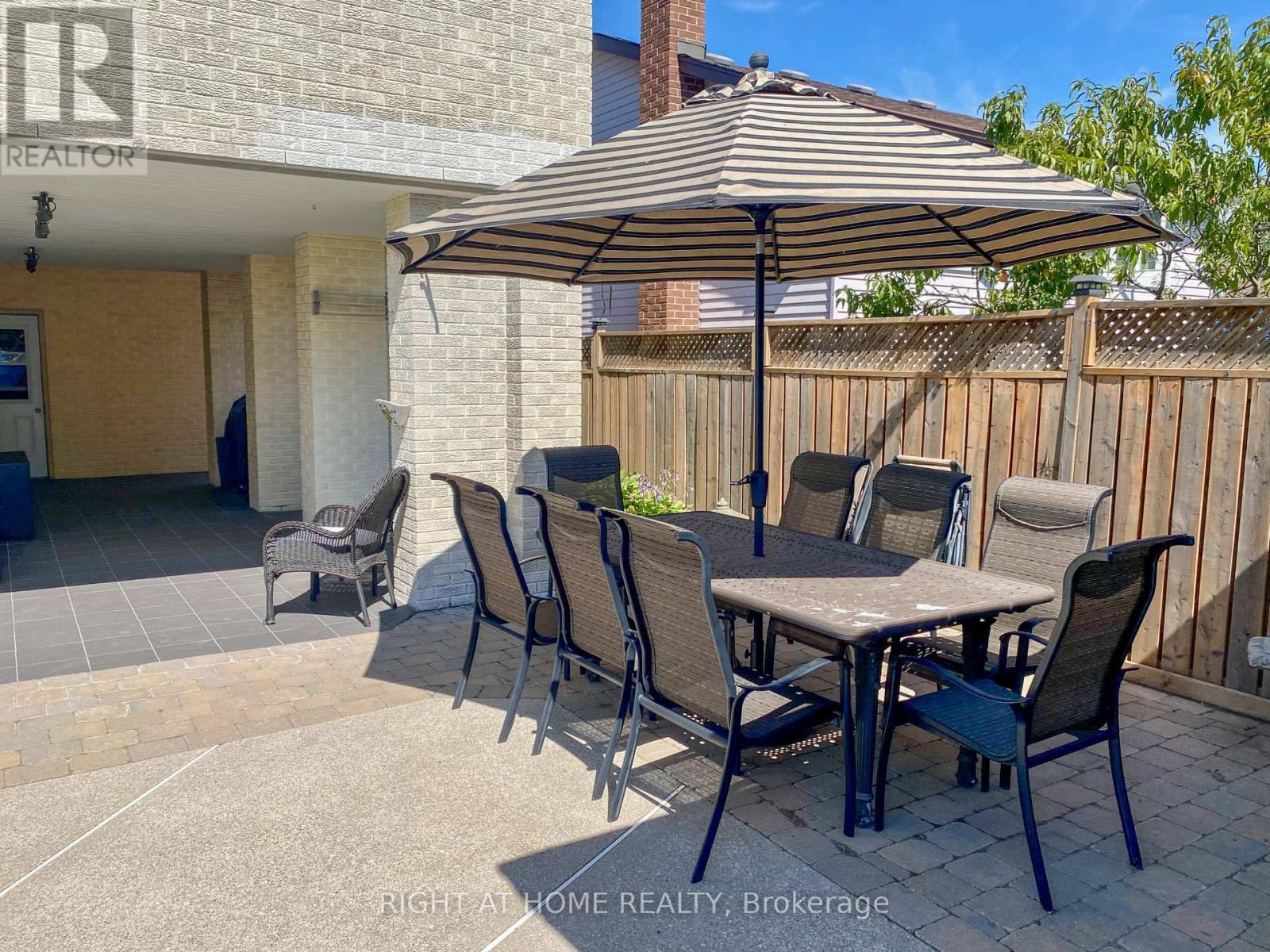 304 Ulric Crescent, Oakville, Ontario  L6K 3R2 - Photo 44 - W13088744