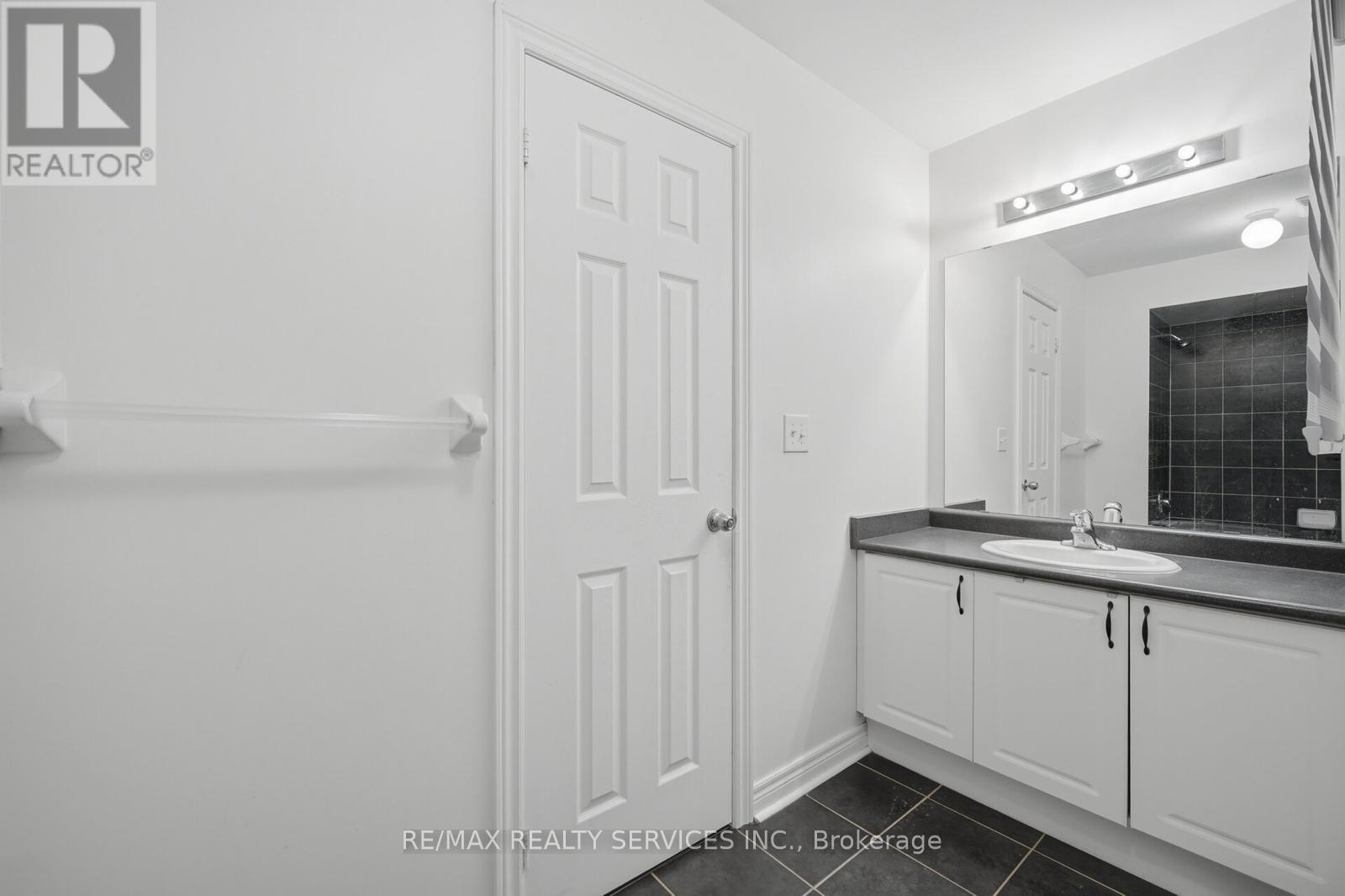 9746 Mclaughlin Road, Brampton, Ontario  L6X 0T8 - Photo 16 - W13088778