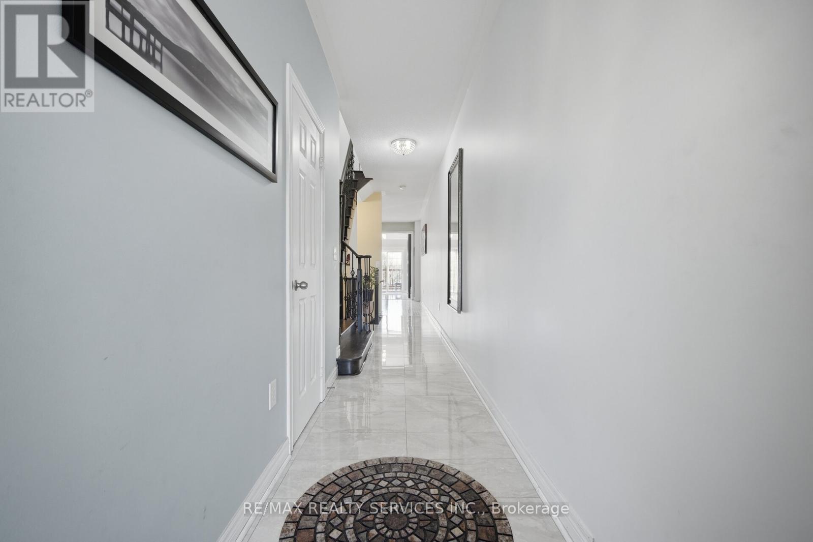 9746 Mclaughlin Road, Brampton, Ontario  L6X 0T8 - Photo 4 - W13088778