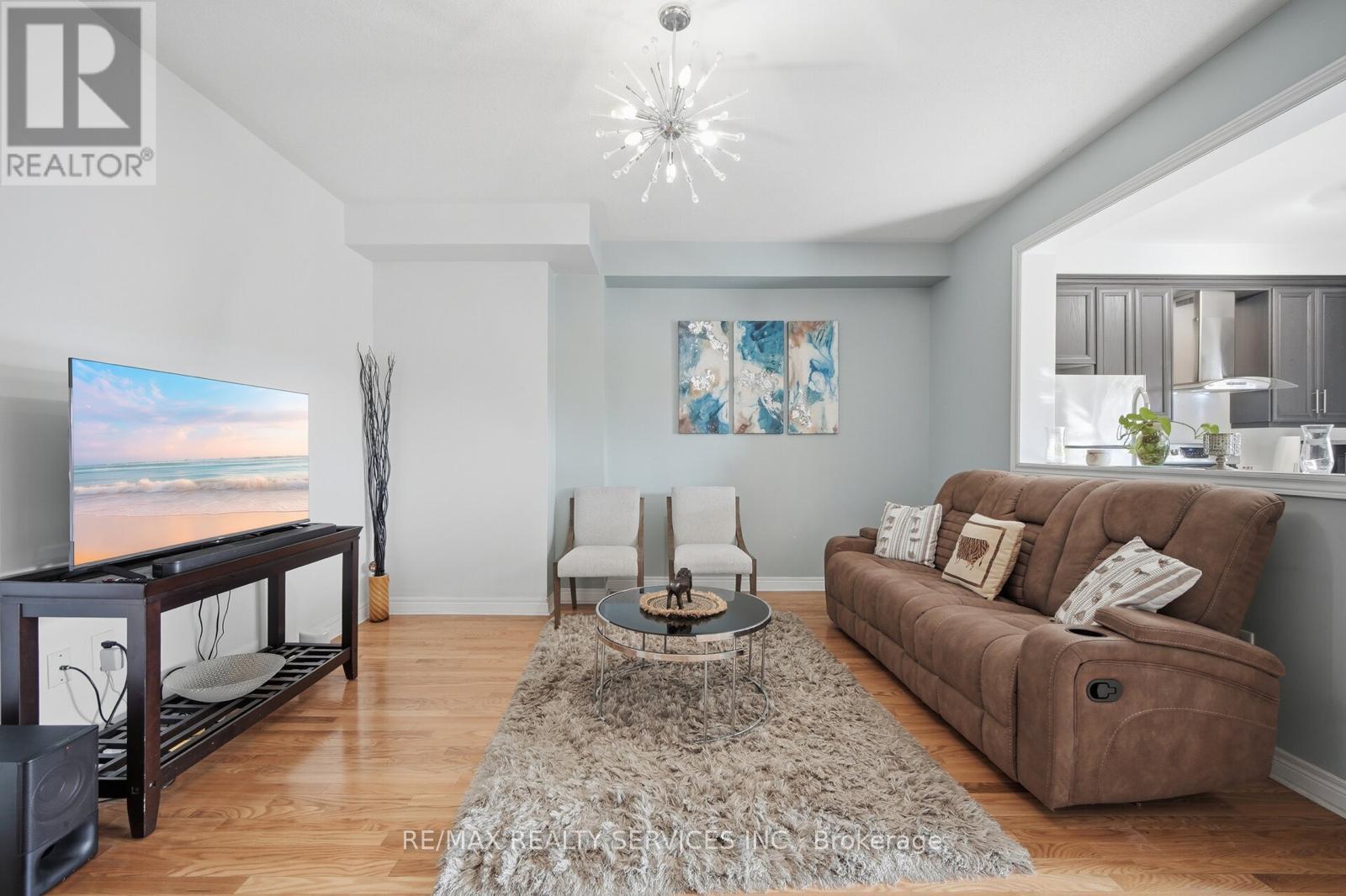 9746 Mclaughlin Road, Brampton, Ontario  L6X 0T8 - Photo 9 - W13088778