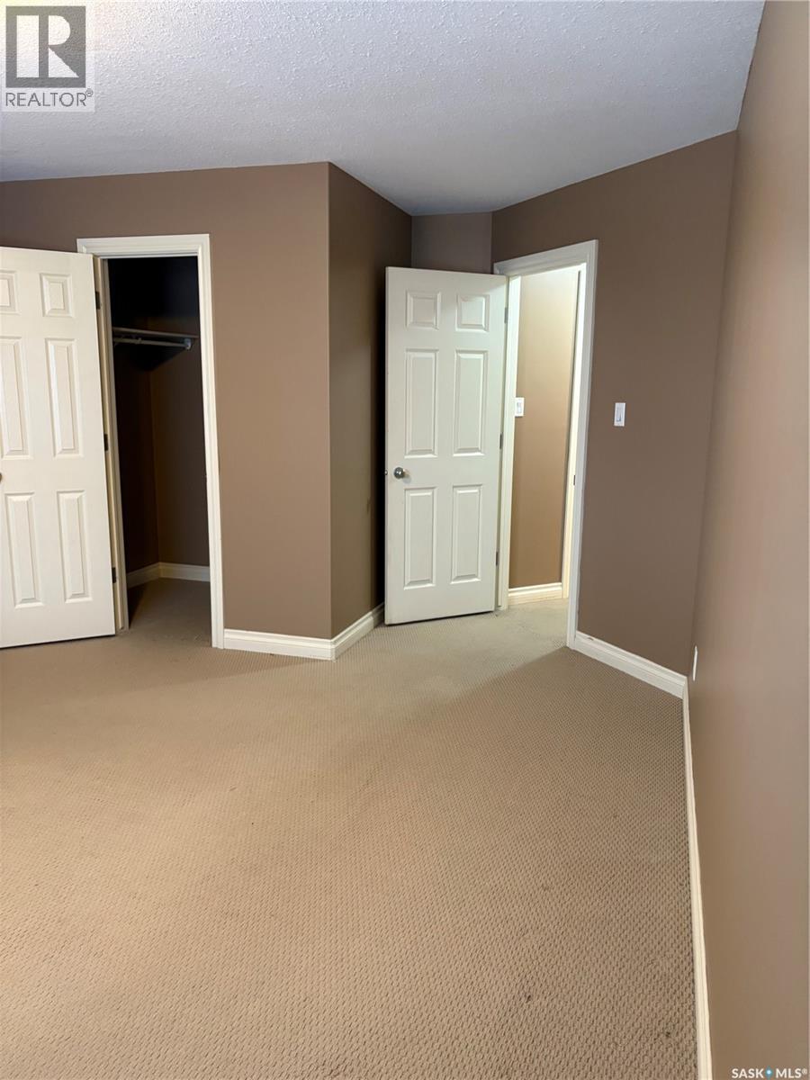 30 2801 Windsor Park Road, Regina, Saskatchewan  S4V 0M9 - Photo 7 - SK034996